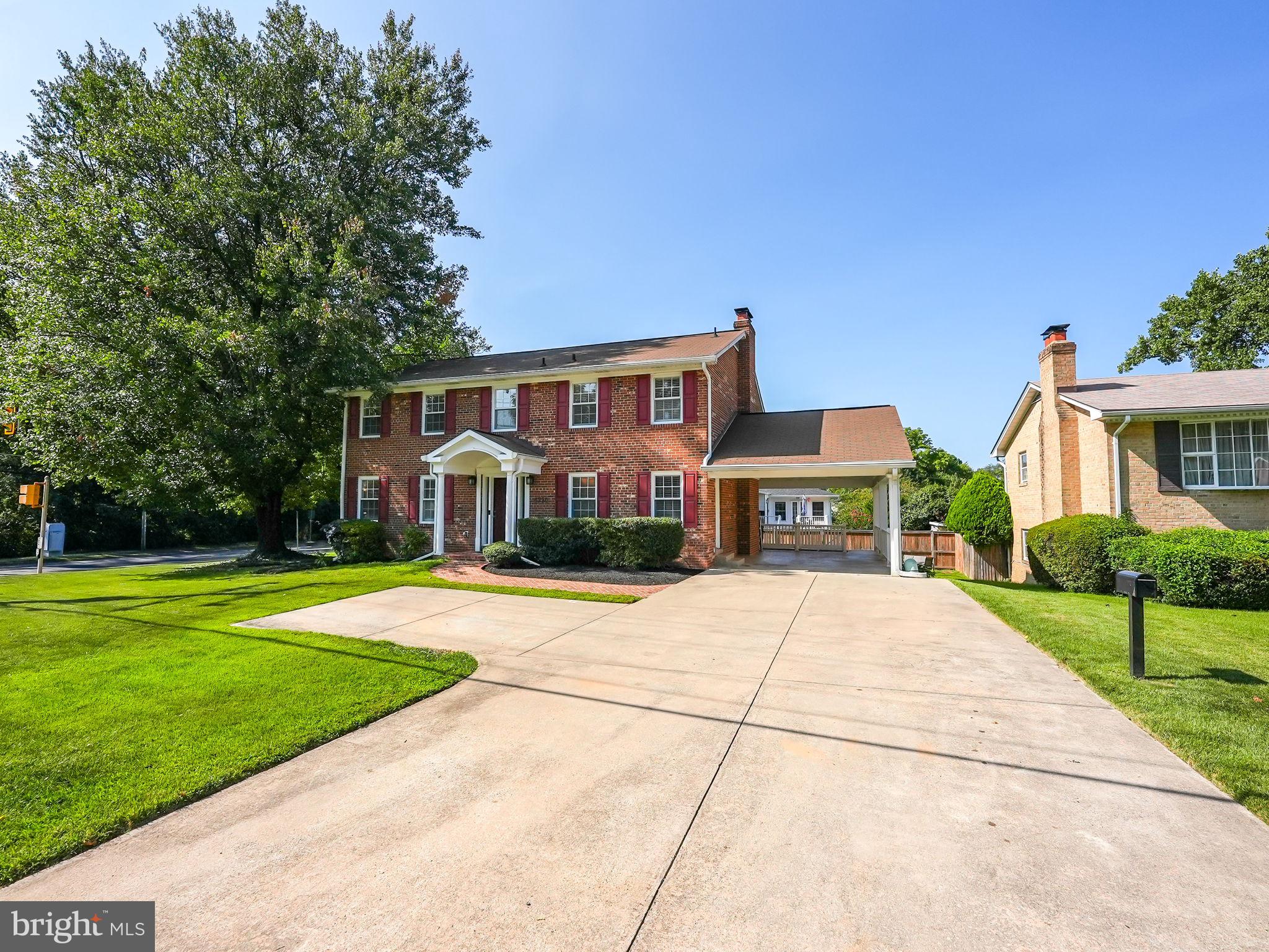 MONTOUR HEIGHTS - Residential