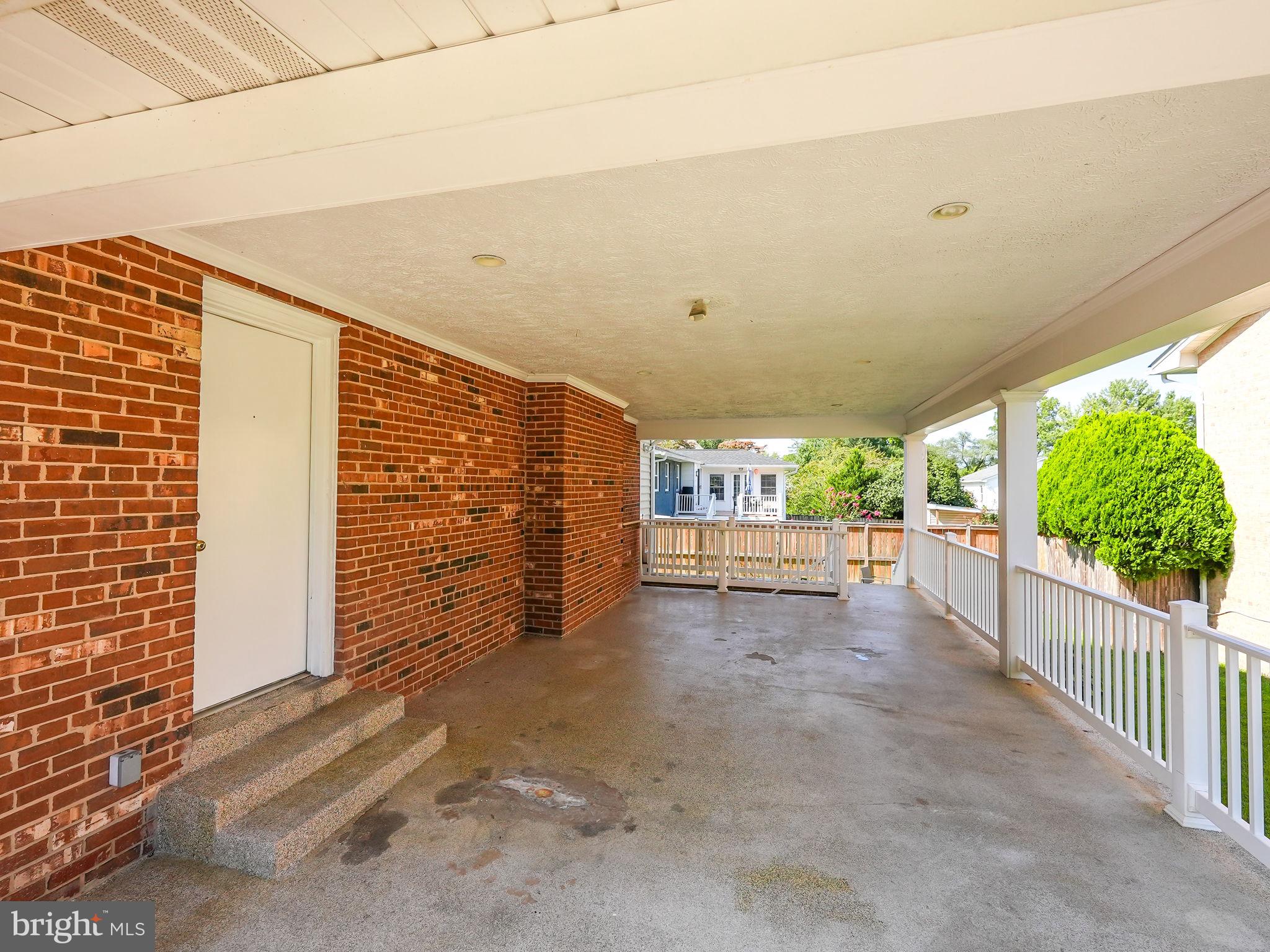 MONTOUR HEIGHTS - Residential