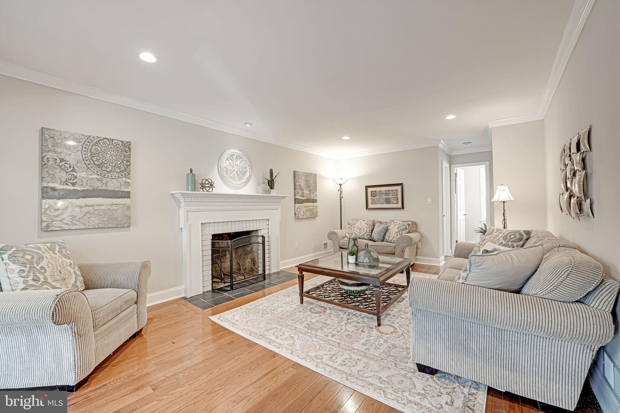 MONTOUR HEIGHTS - Residential