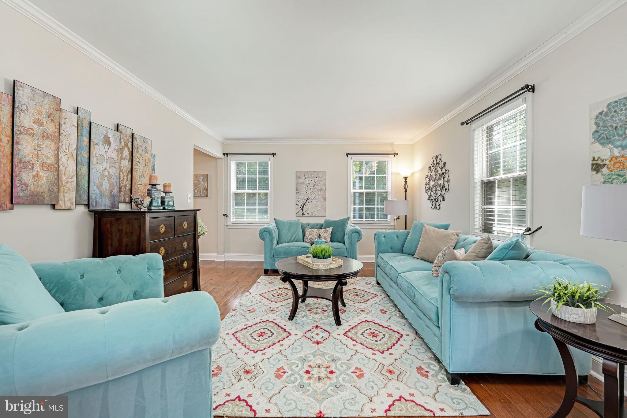 MONTOUR HEIGHTS - Residential