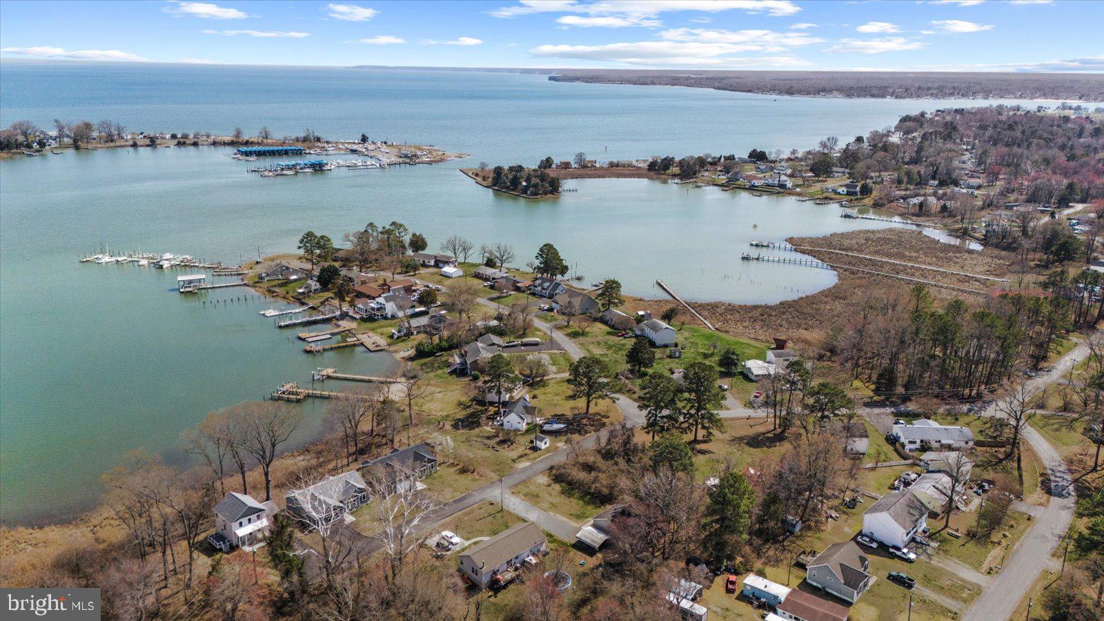 WESTMORELAND SHORES - Residential