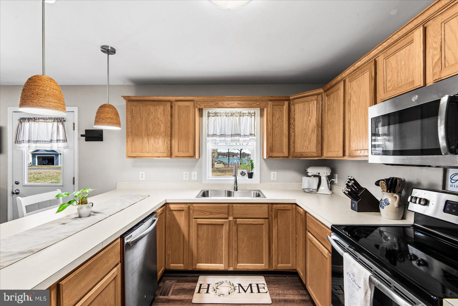 WESTMORELAND SHORES - Residential