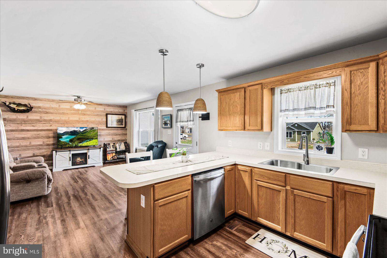 WESTMORELAND SHORES - Residential