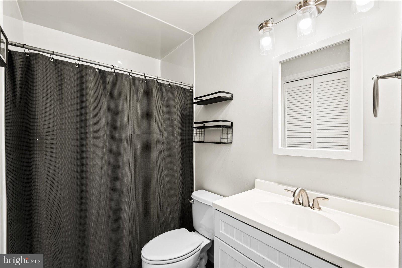 WESTMORELAND SHORES - Residential