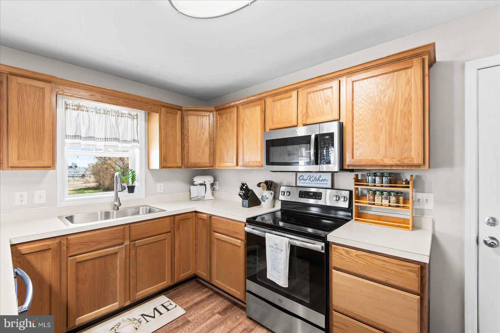 WESTMORELAND SHORES - Residential