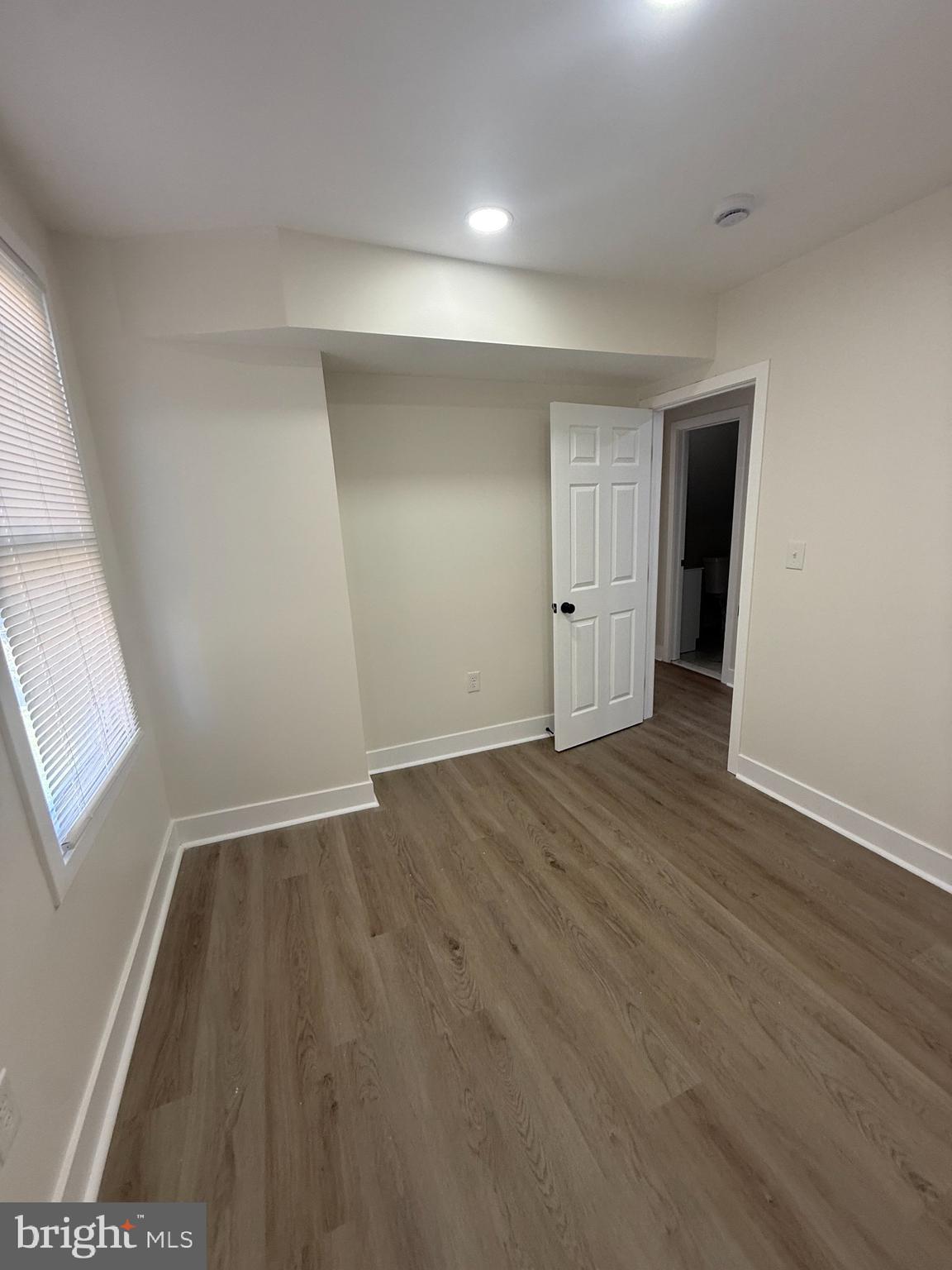 WINSTON GOVANS - Residential