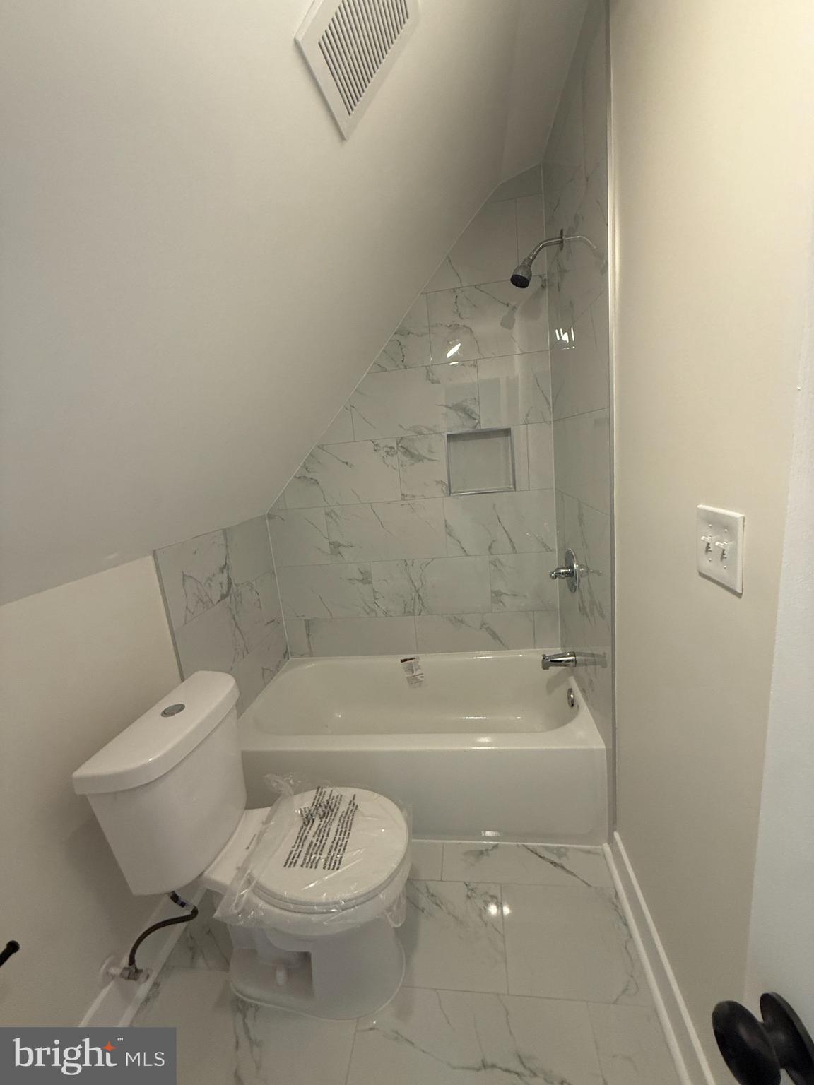 WINSTON GOVANS - Residential