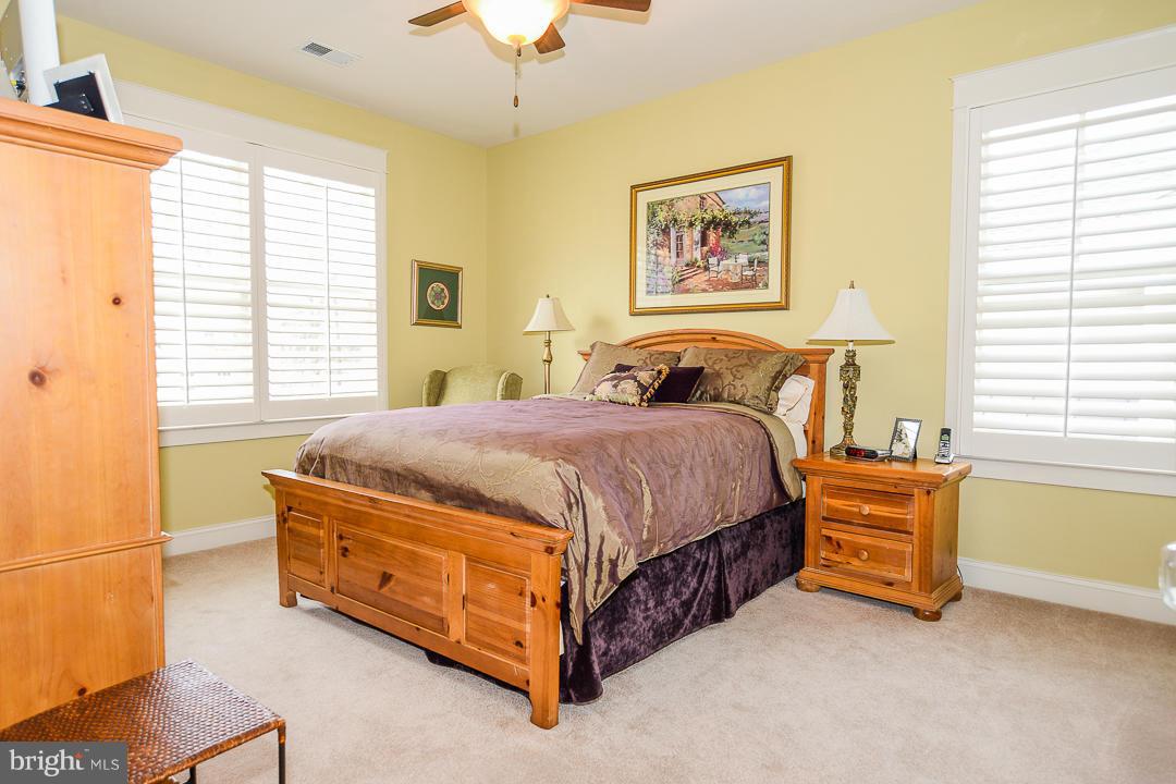 LACEY FOREST - Residential