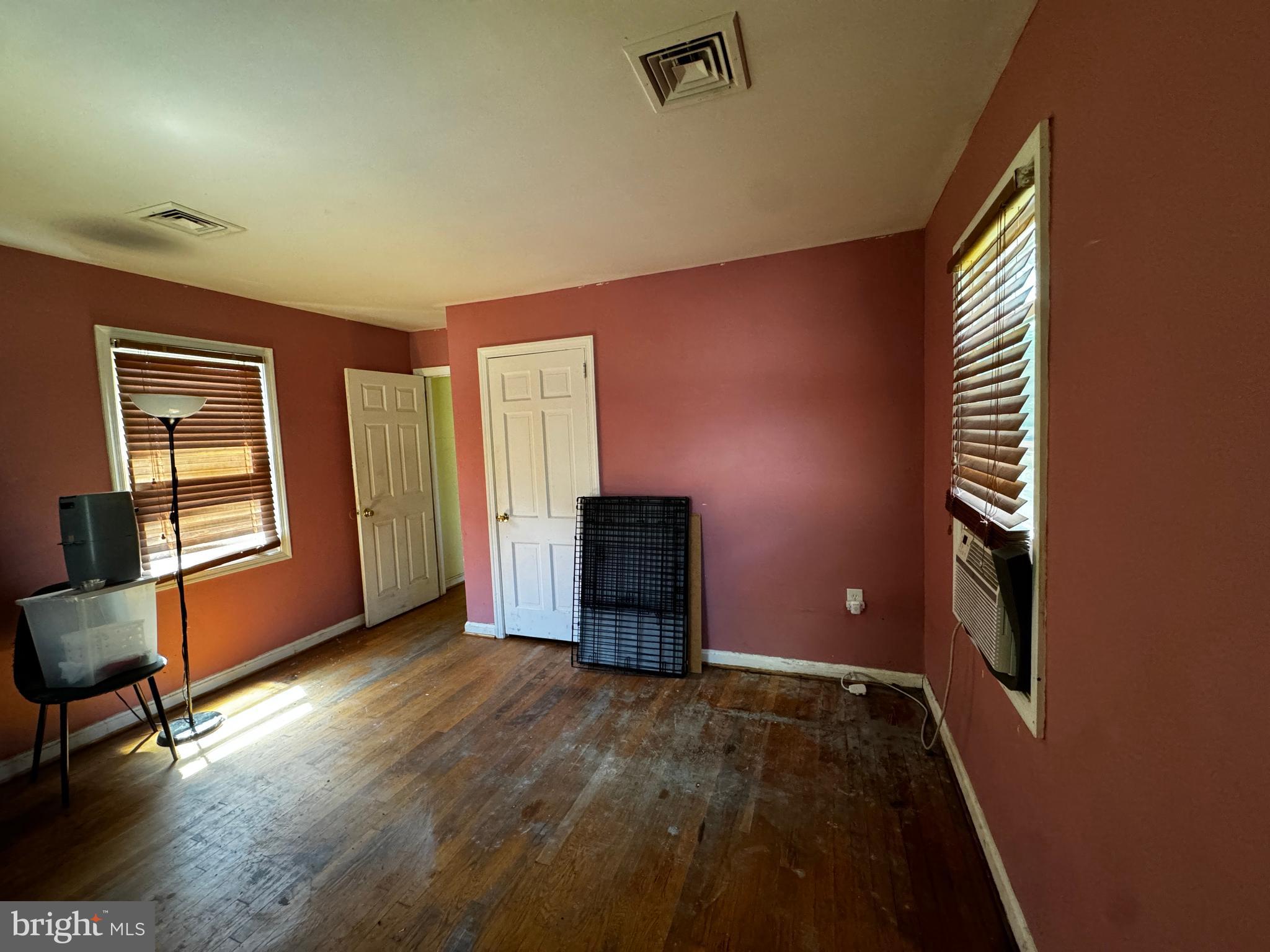 OLD SALEM VILLAGE - Residential