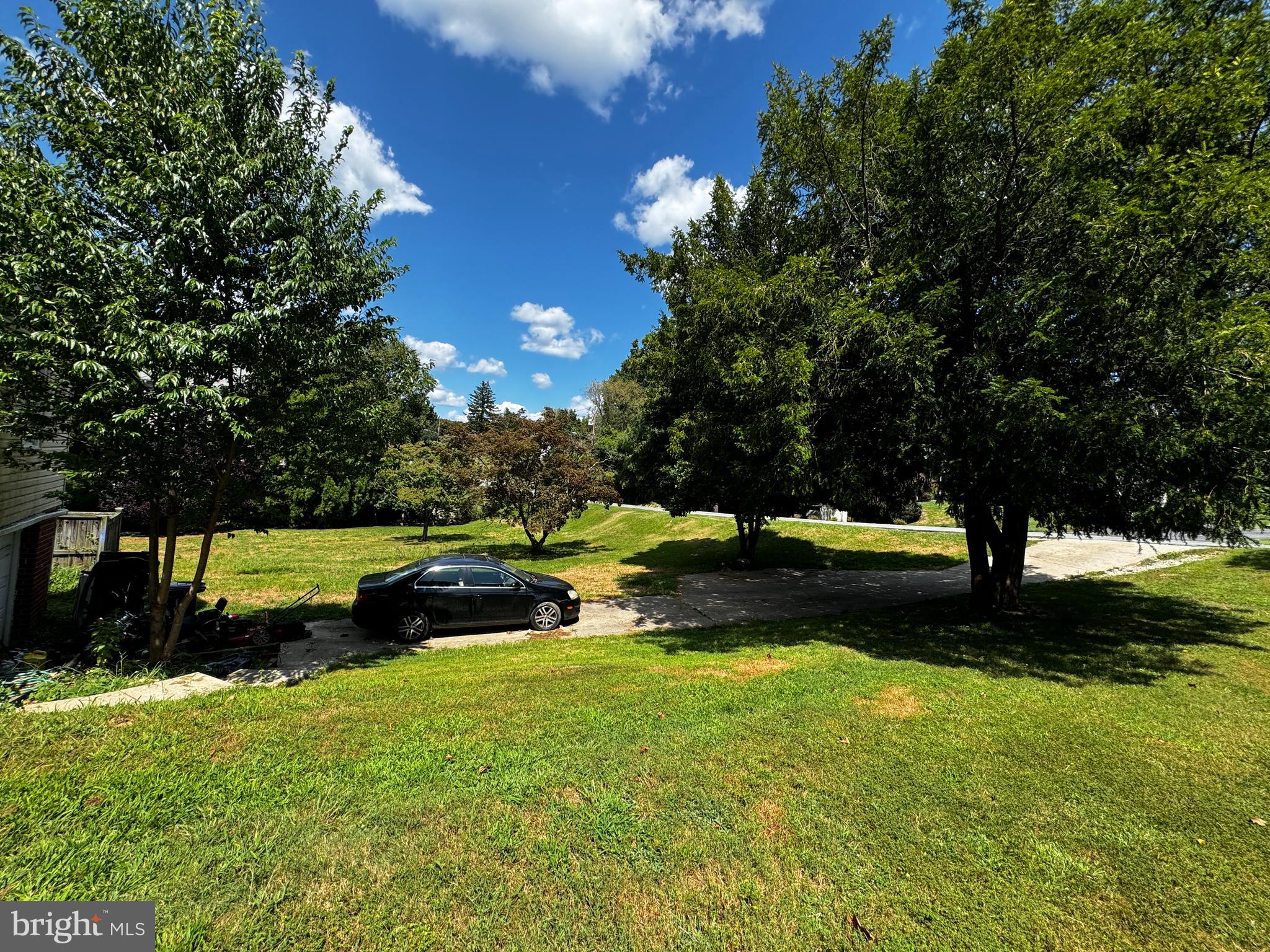 OLD SALEM VILLAGE - Residential