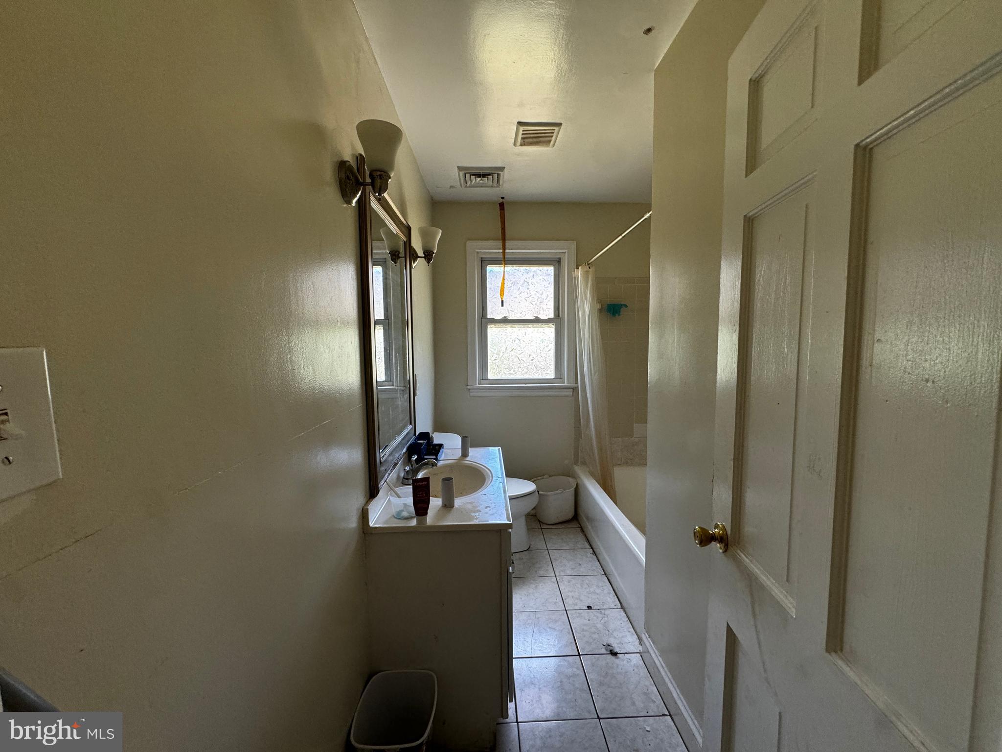 OLD SALEM VILLAGE - Residential