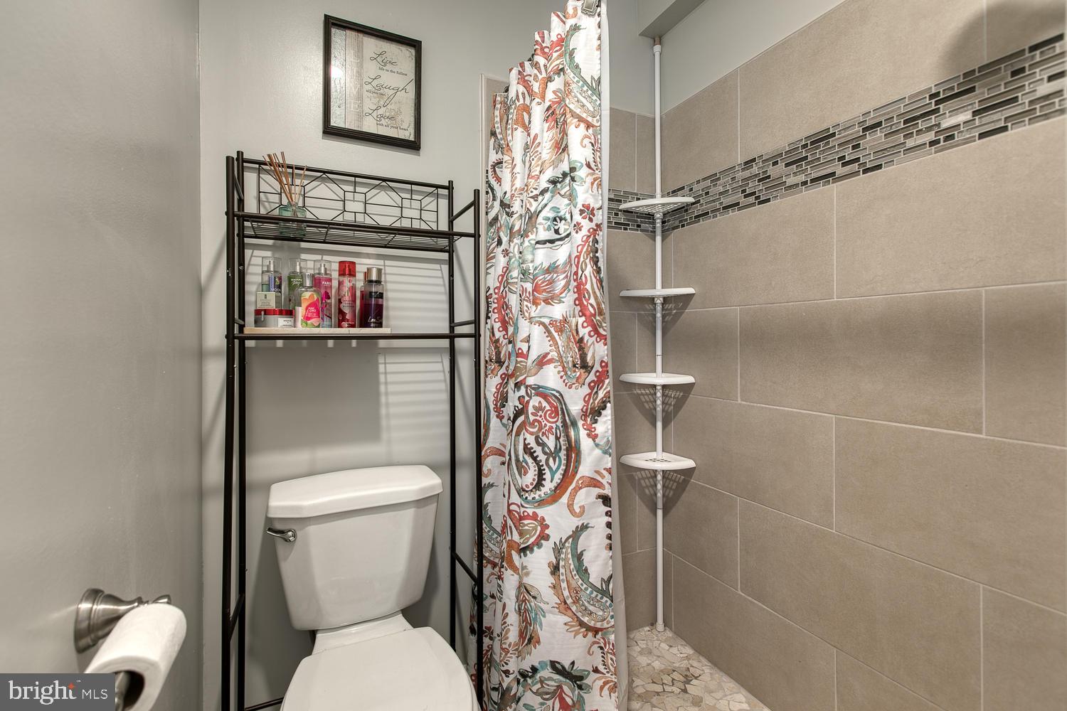 RIVERVIEW OVERLOOK - Residential