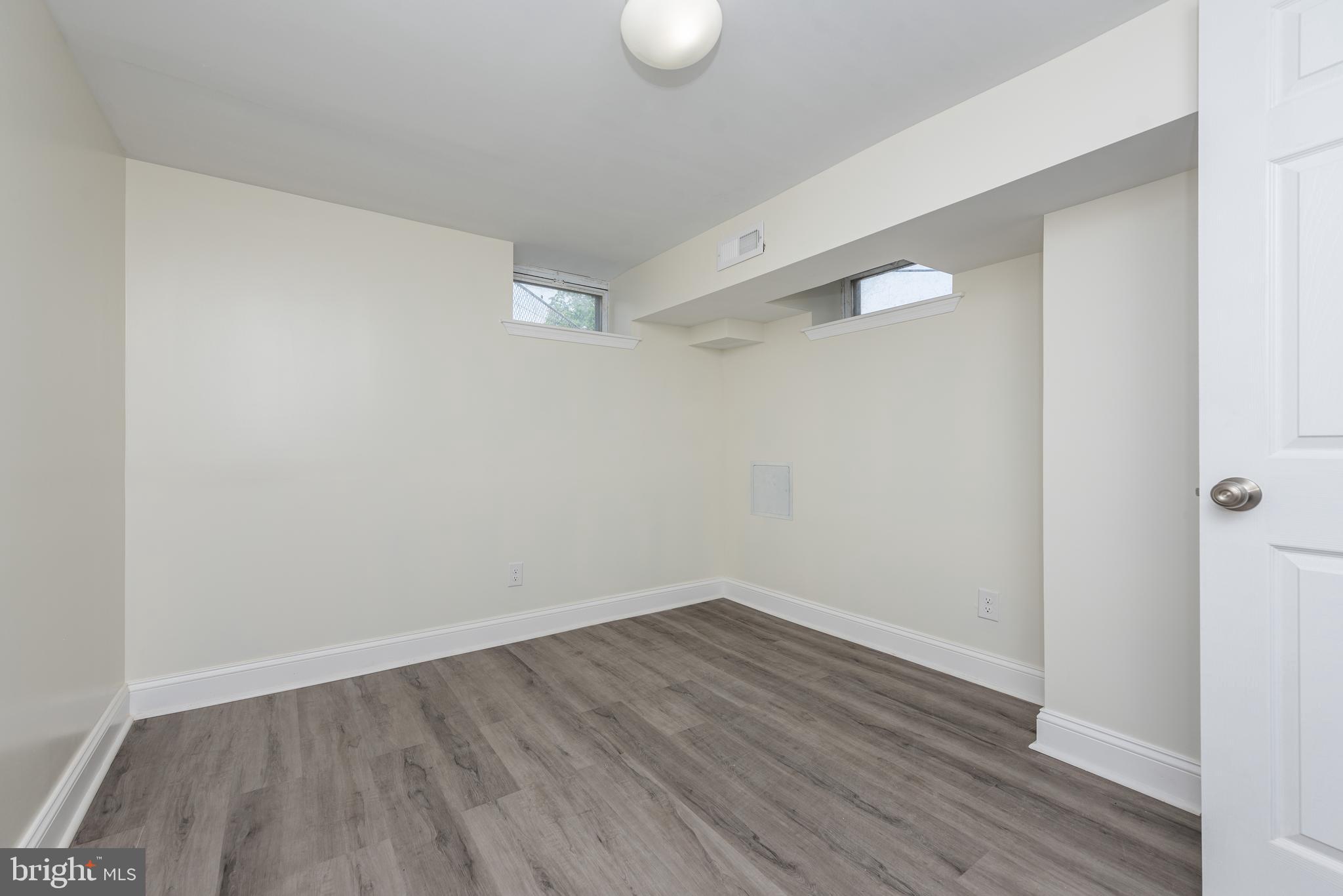 BROOKLYN - Residential