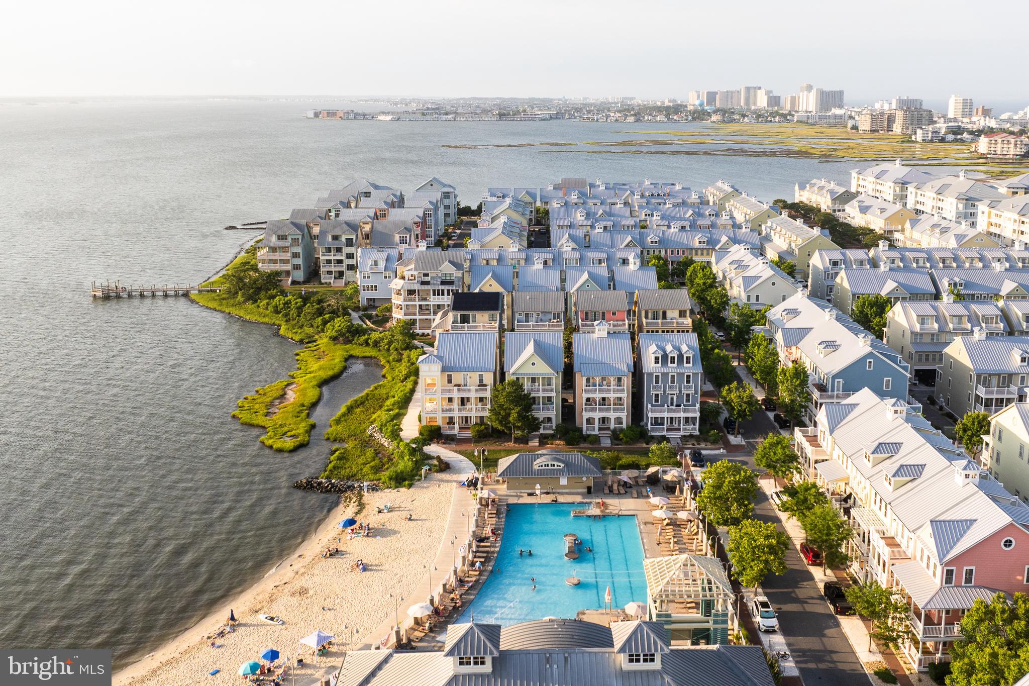 5 BEACH SIDE MEWS