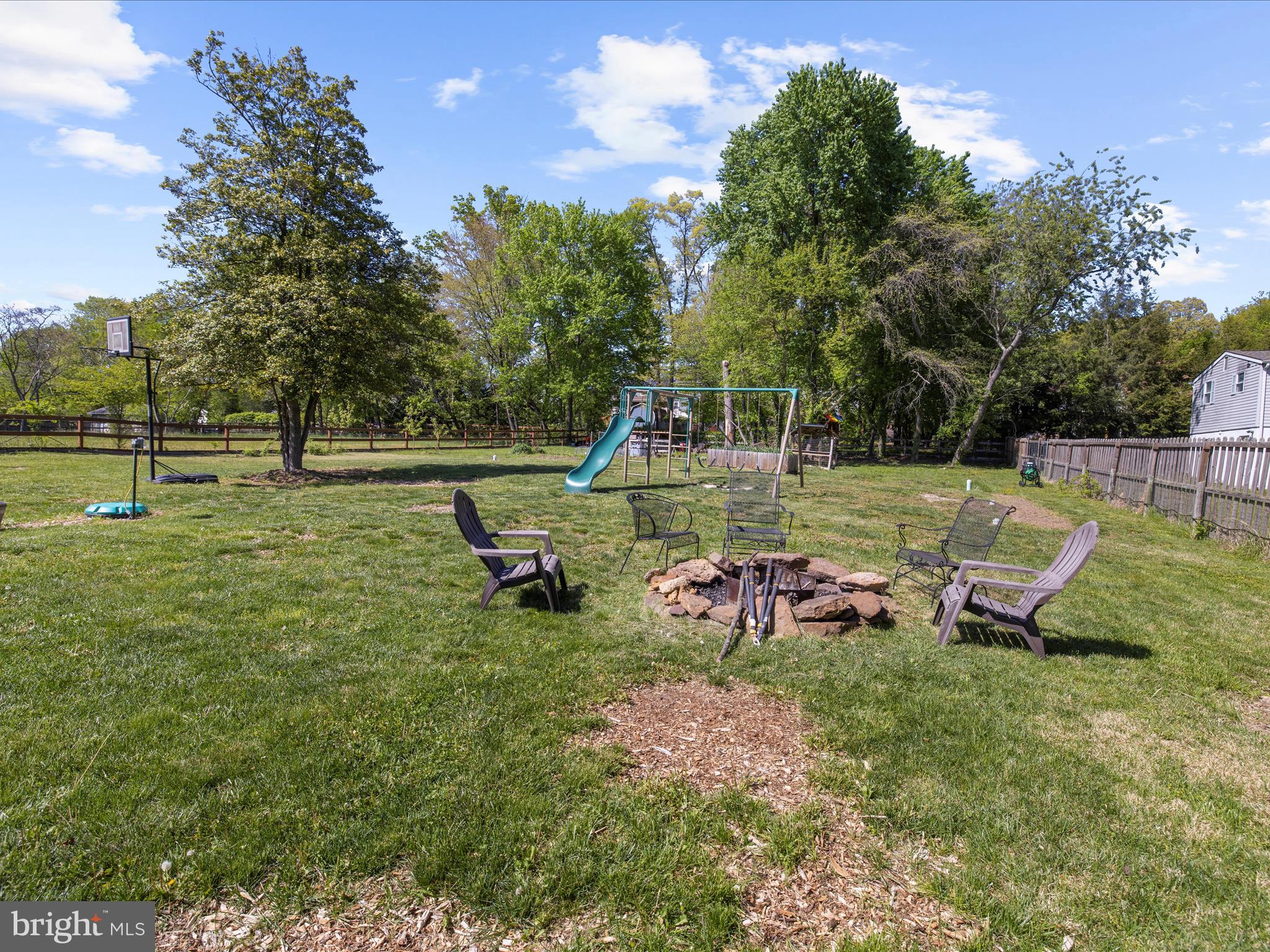 CHELSEA BEACH - Residential