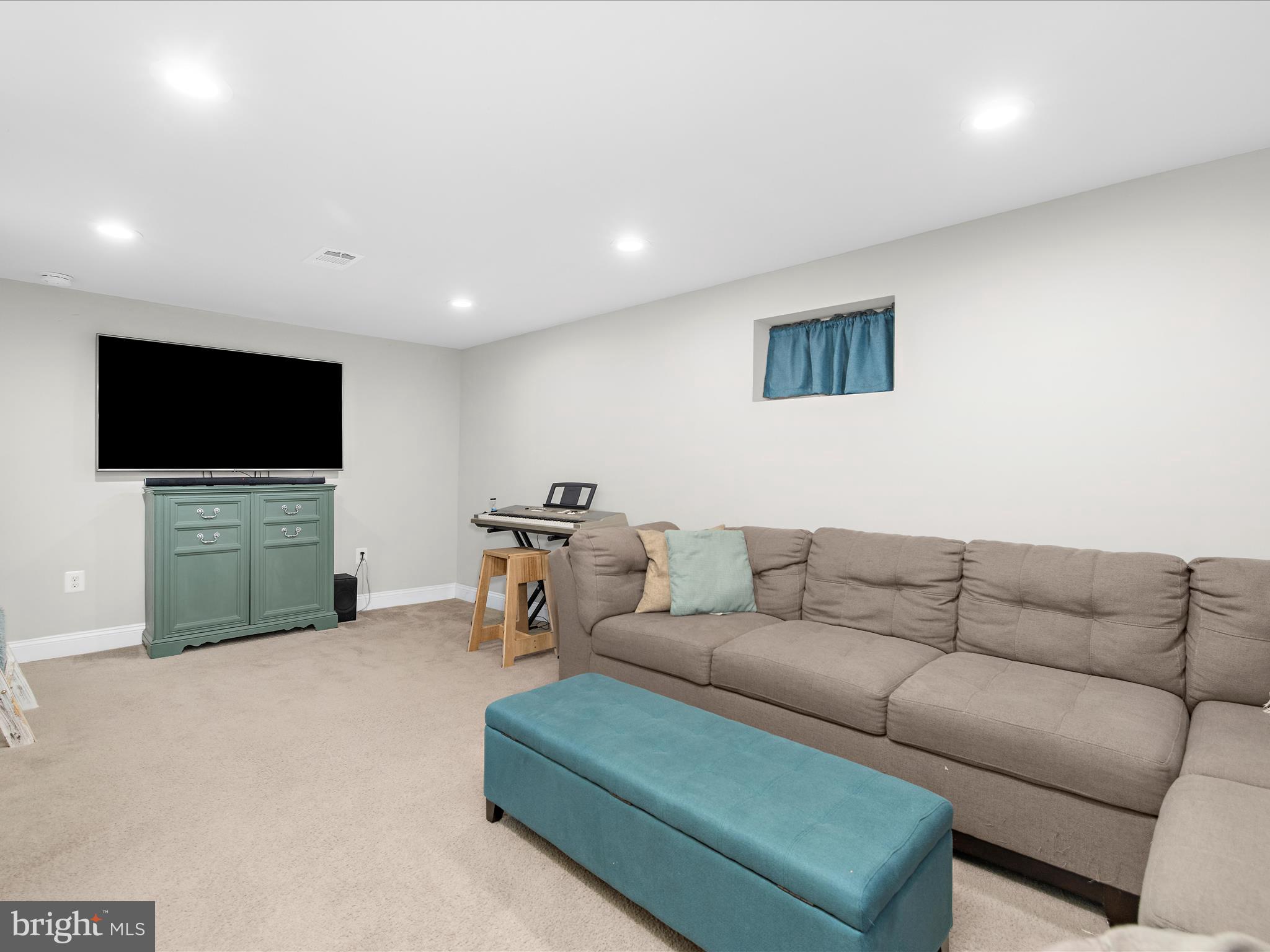 CHELSEA BEACH - Residential