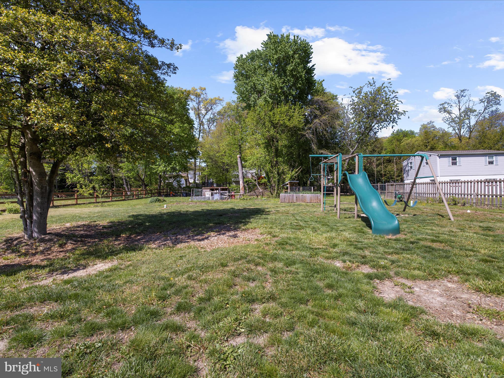 CHELSEA BEACH - Residential