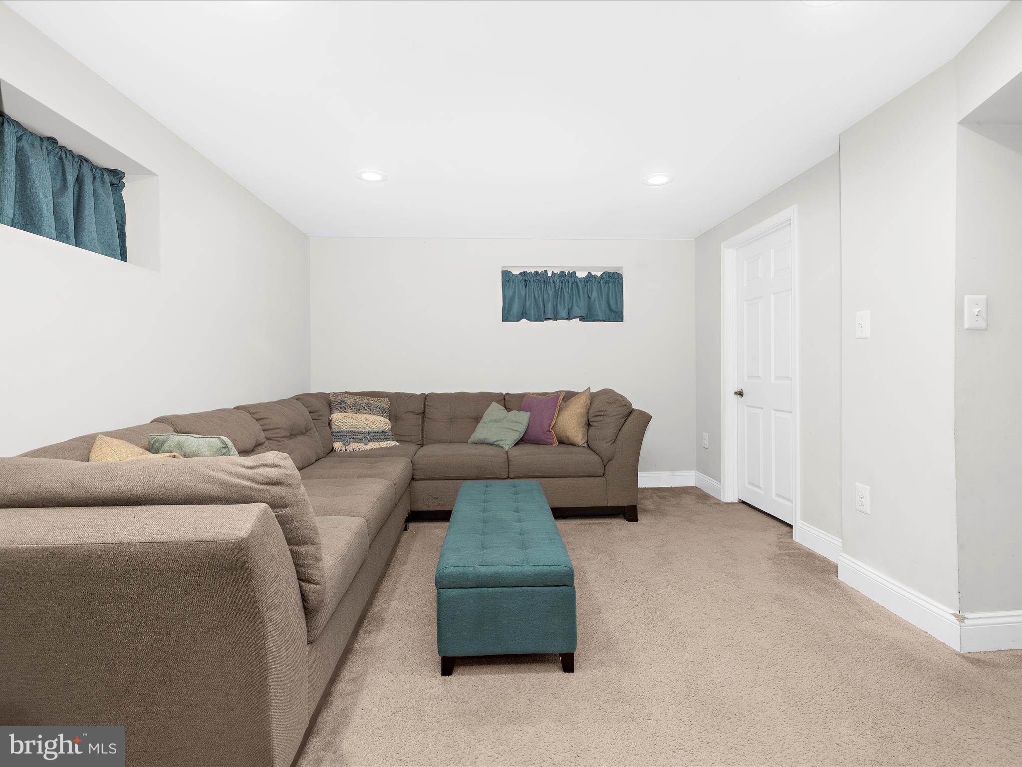 CHELSEA BEACH - Residential