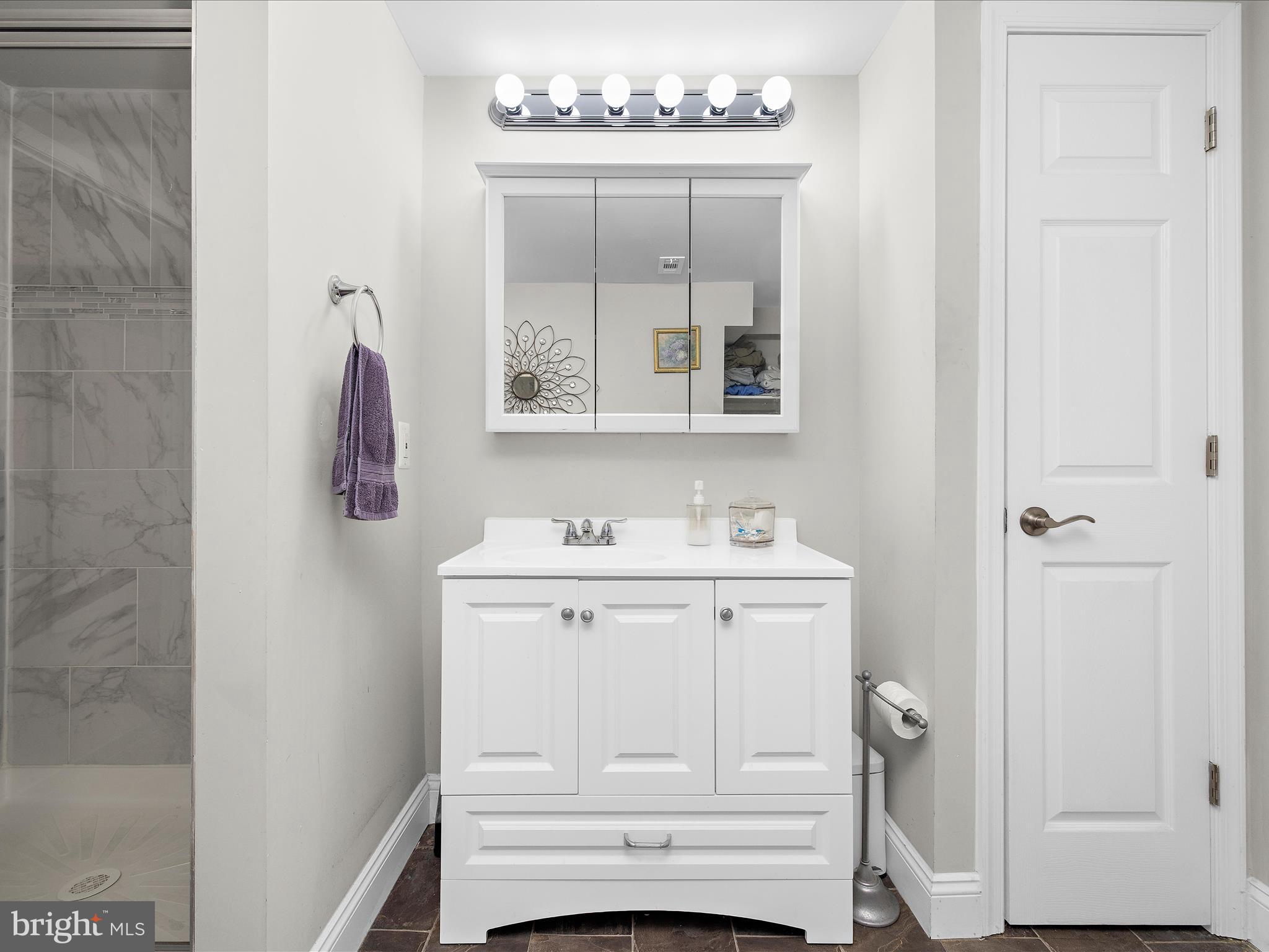 CHELSEA BEACH - Residential