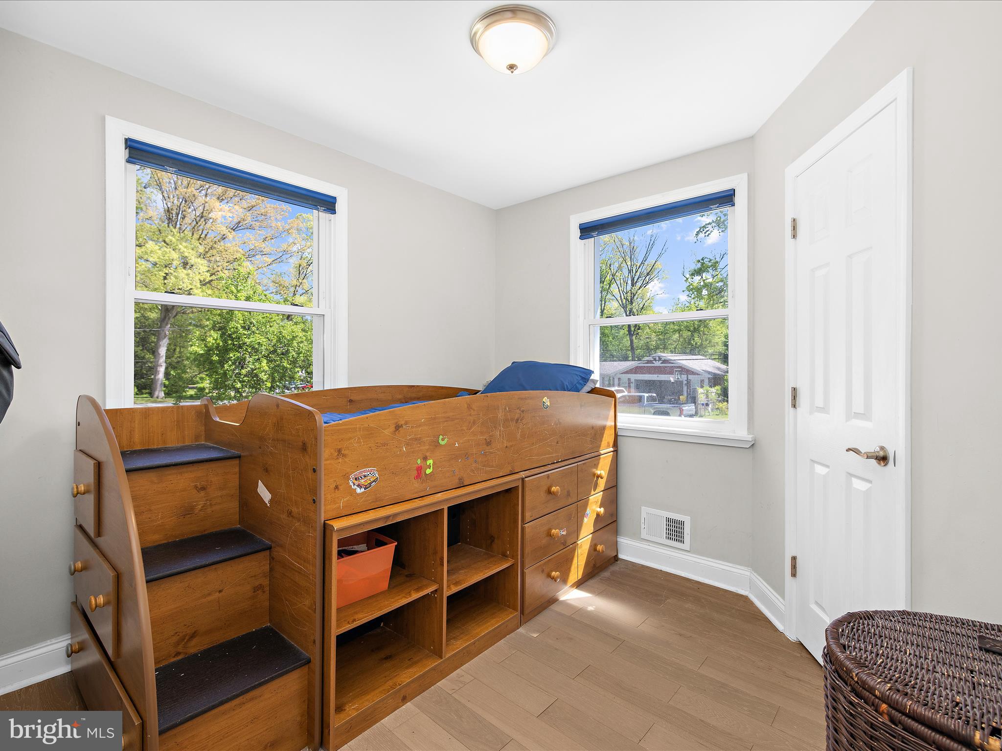 CHELSEA BEACH - Residential