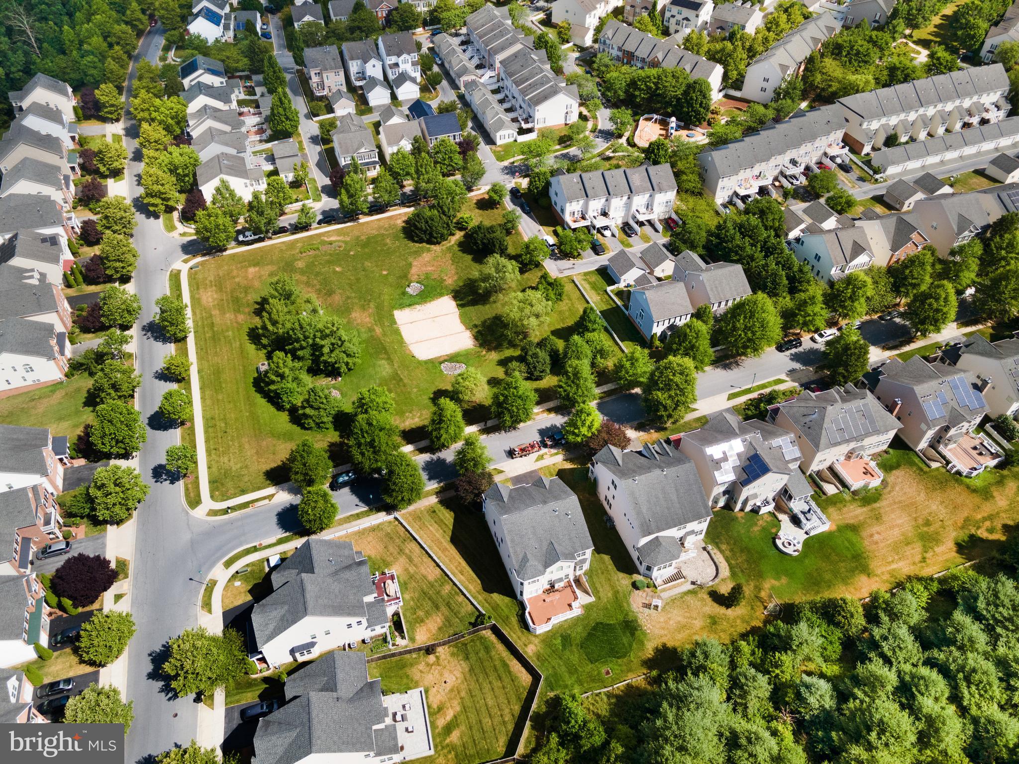 GREENWAY VILLAGE - Residential