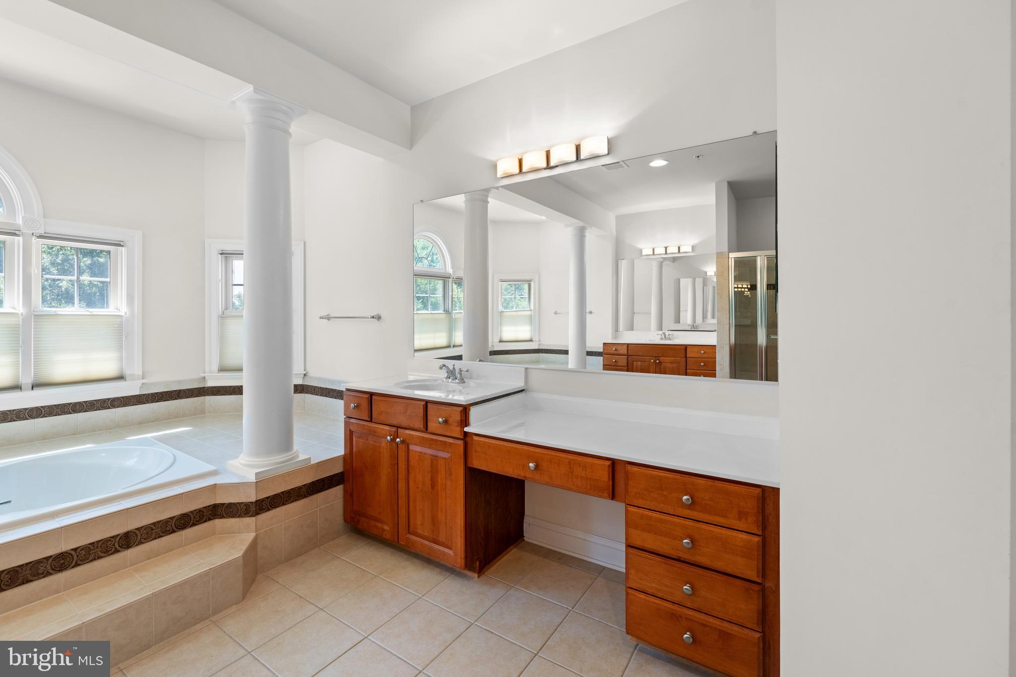 GREENWAY VILLAGE - Residential