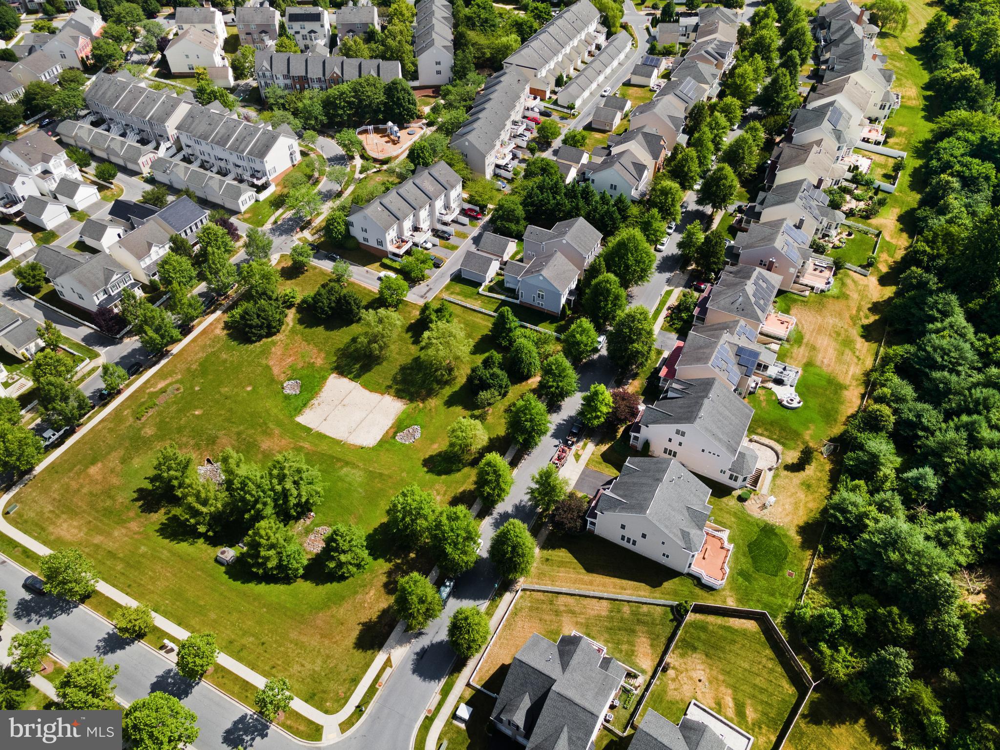 GREENWAY VILLAGE - Residential
