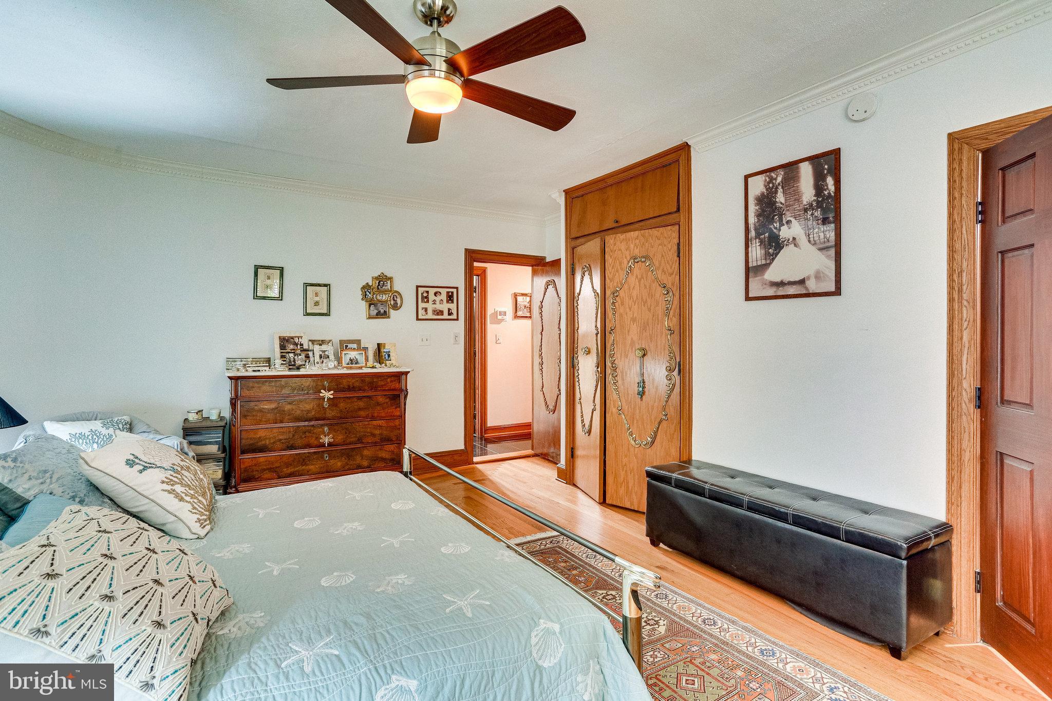 GREENWICH FOREST - Residential Lease