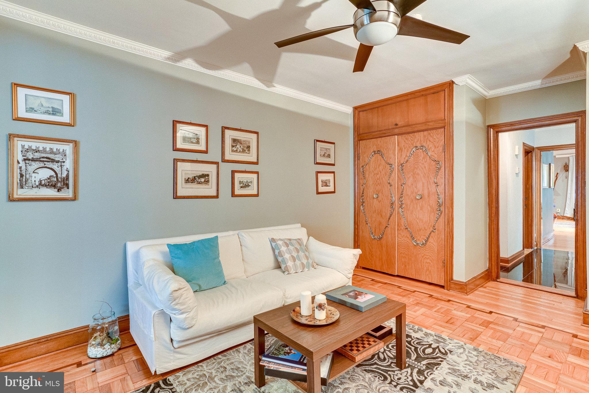 GREENWICH FOREST - Residential Lease