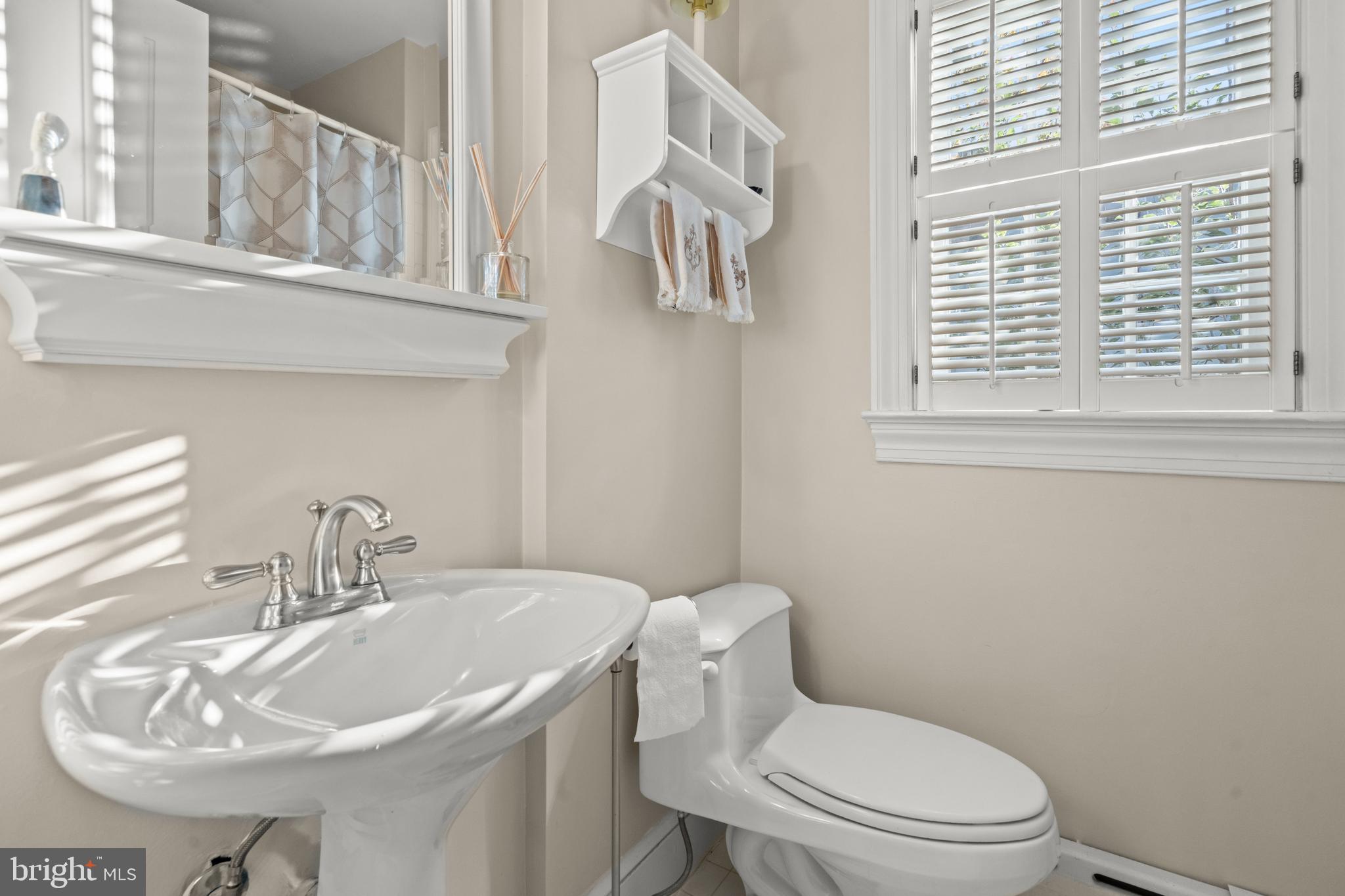 OLD TOWN ALEXANDRIA - Residential