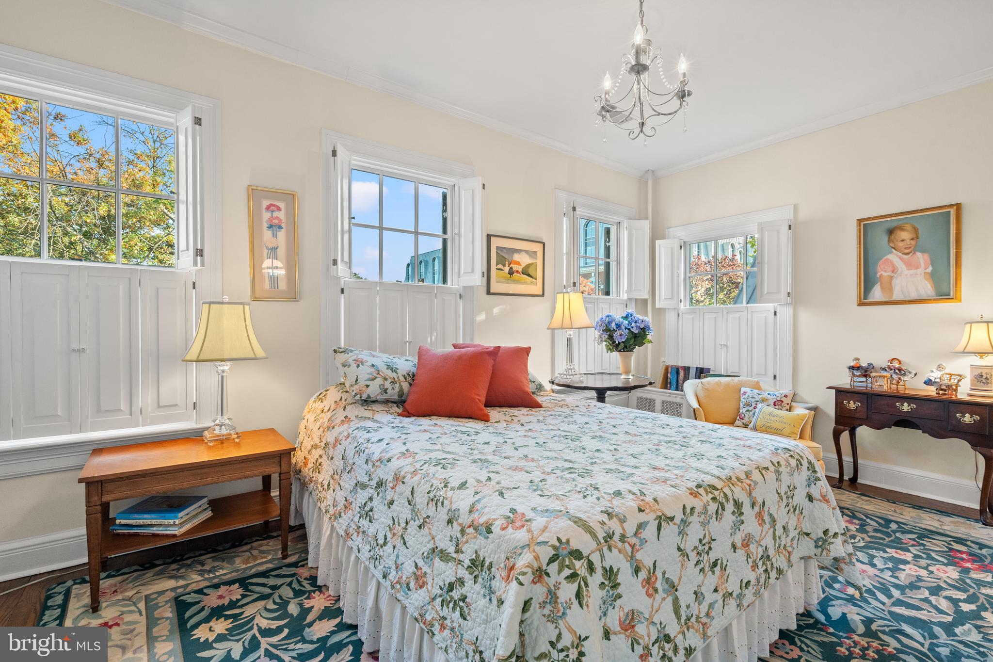 OLD TOWN ALEXANDRIA - Residential