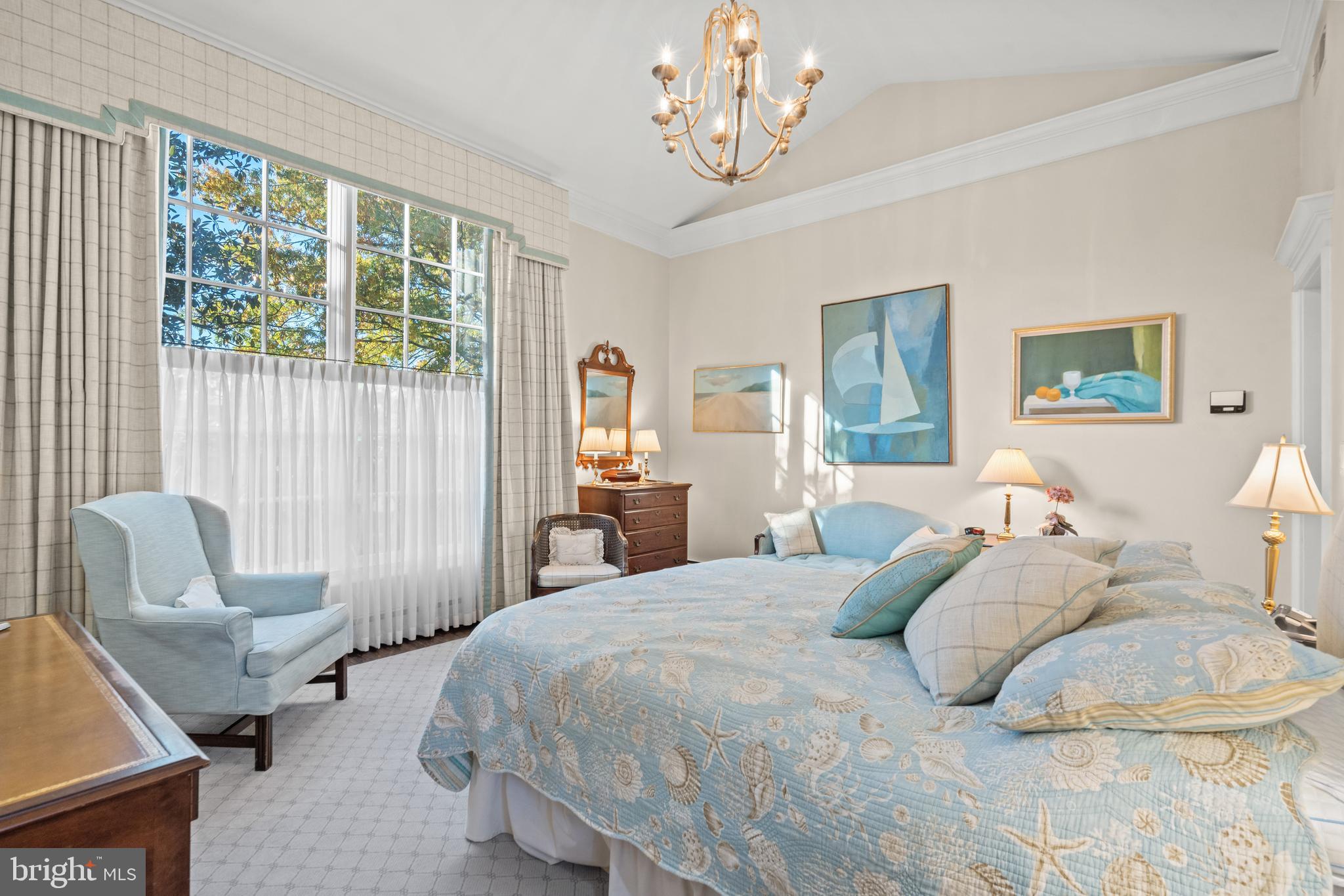 OLD TOWN ALEXANDRIA - Residential