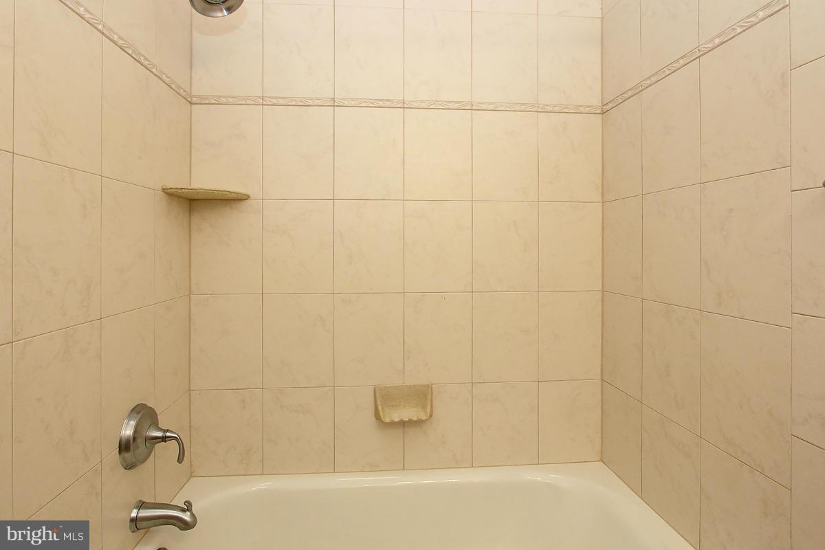 ROLLING VALLEY WEST - Residential