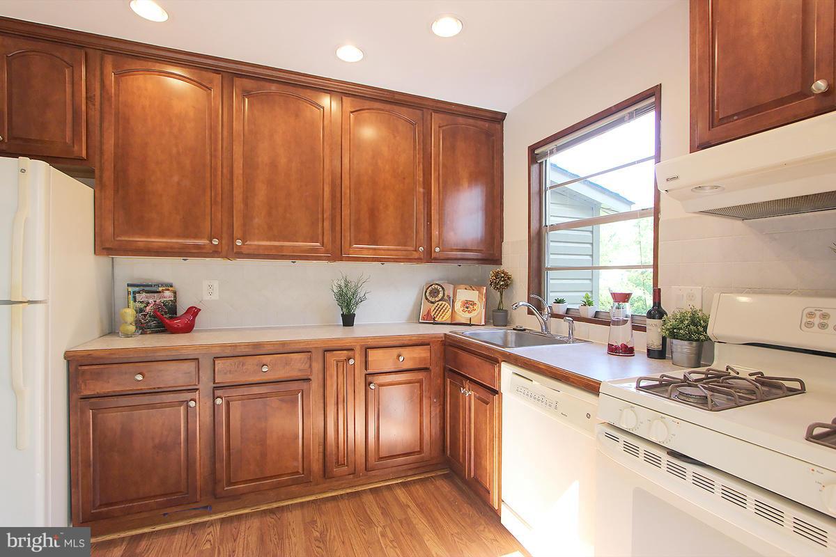 ROLLING VALLEY WEST - Residential