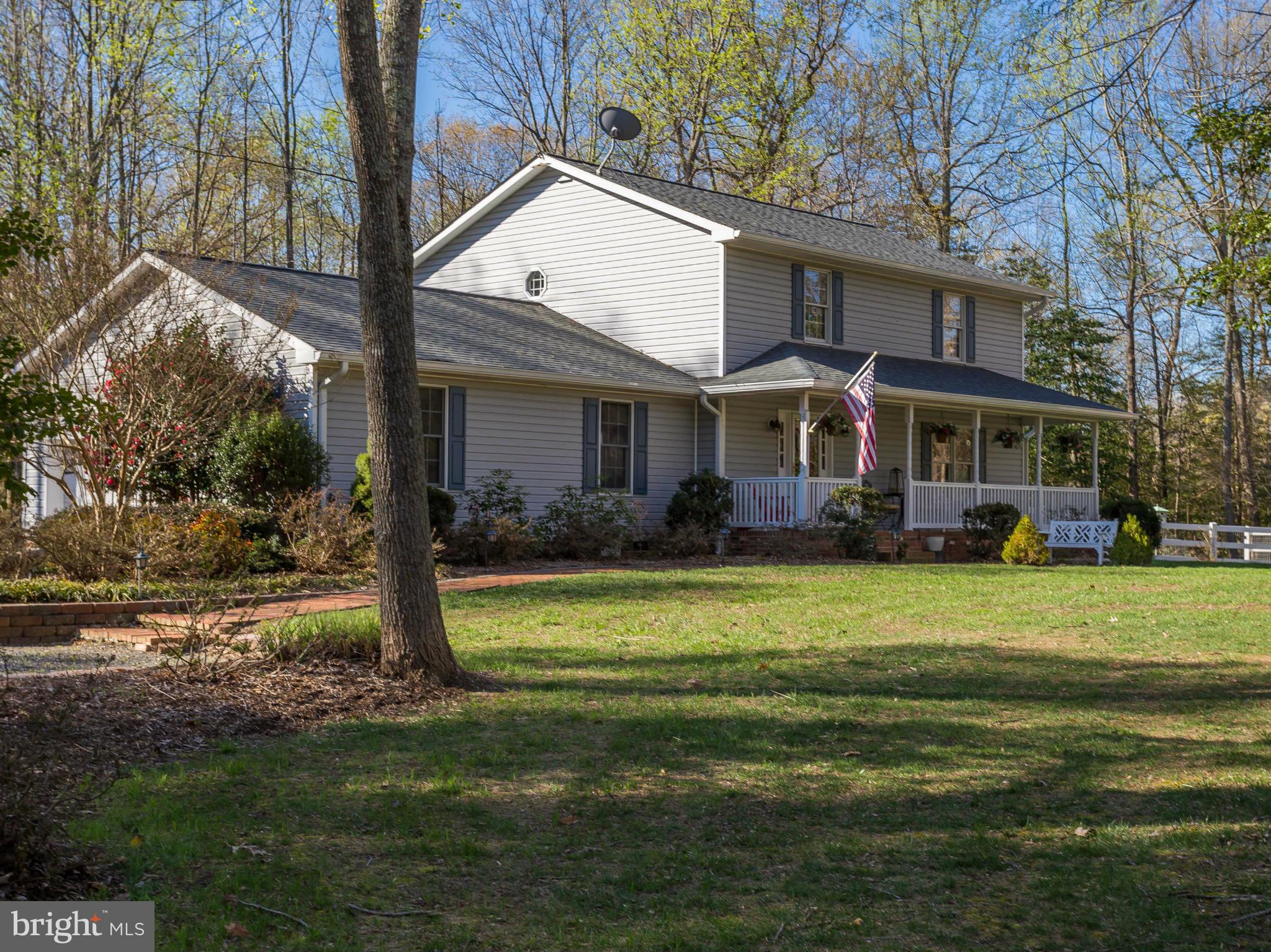 K G ON THE POTOMAC - Residential