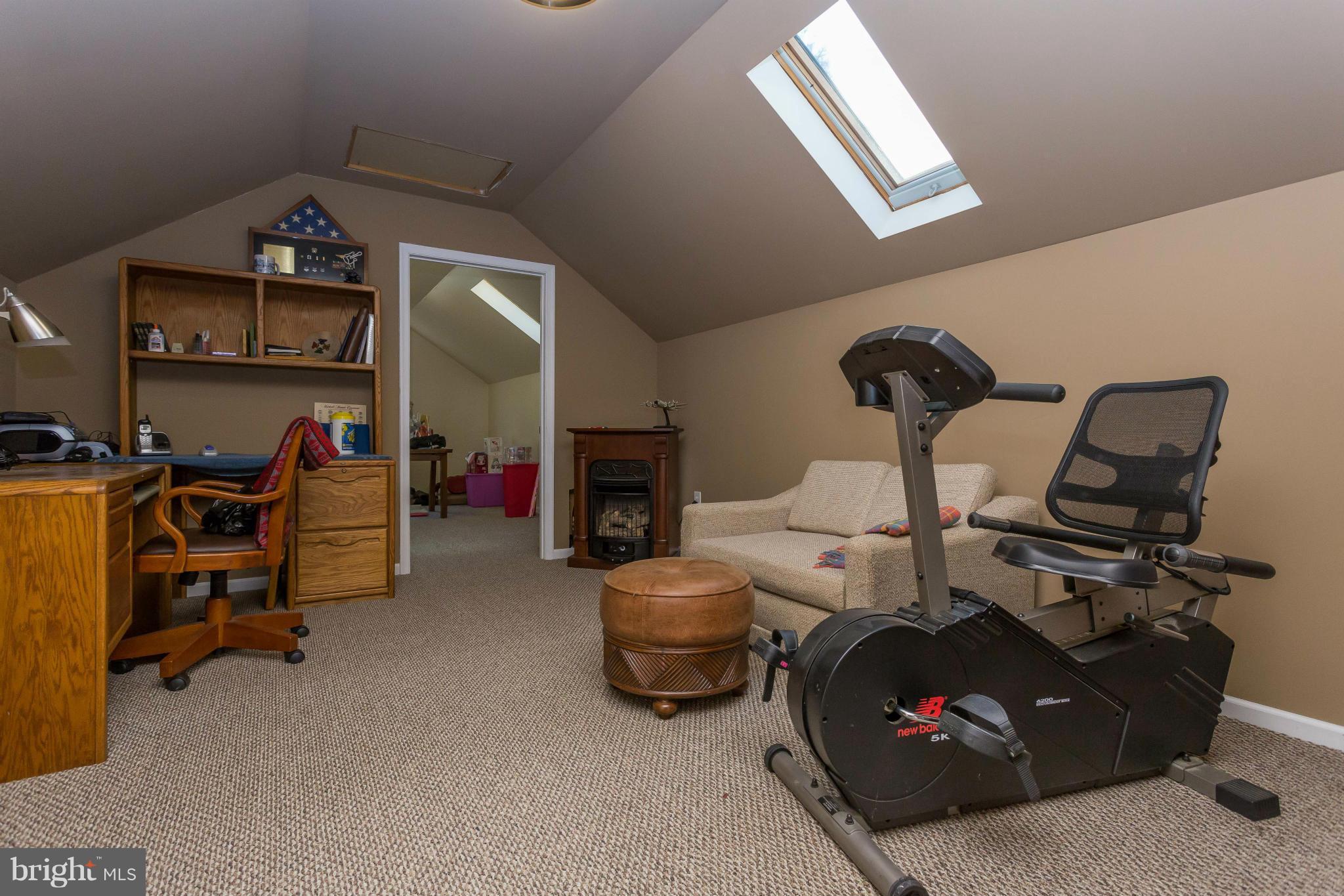 K G ON THE POTOMAC - Residential