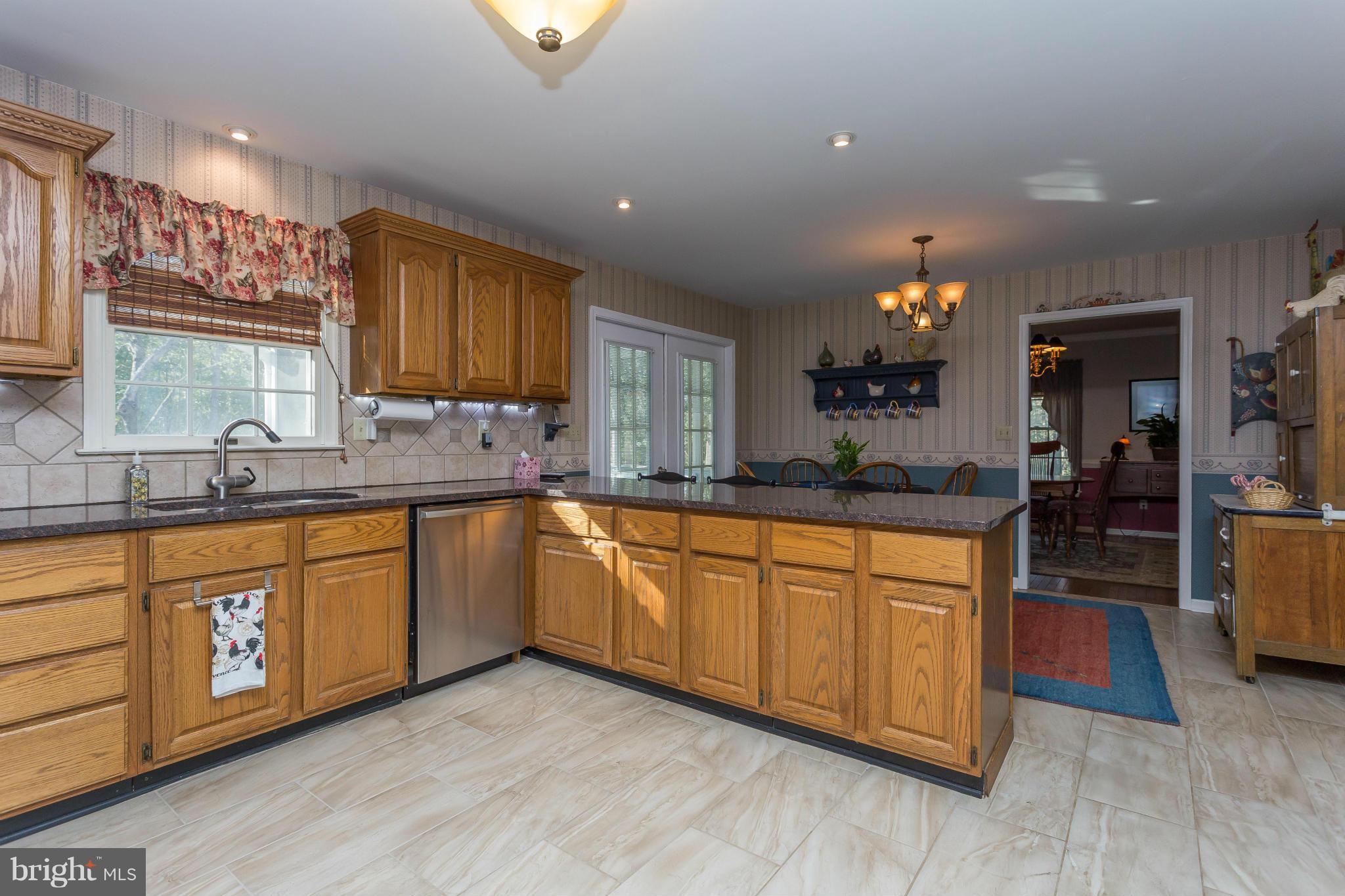 K G ON THE POTOMAC - Residential