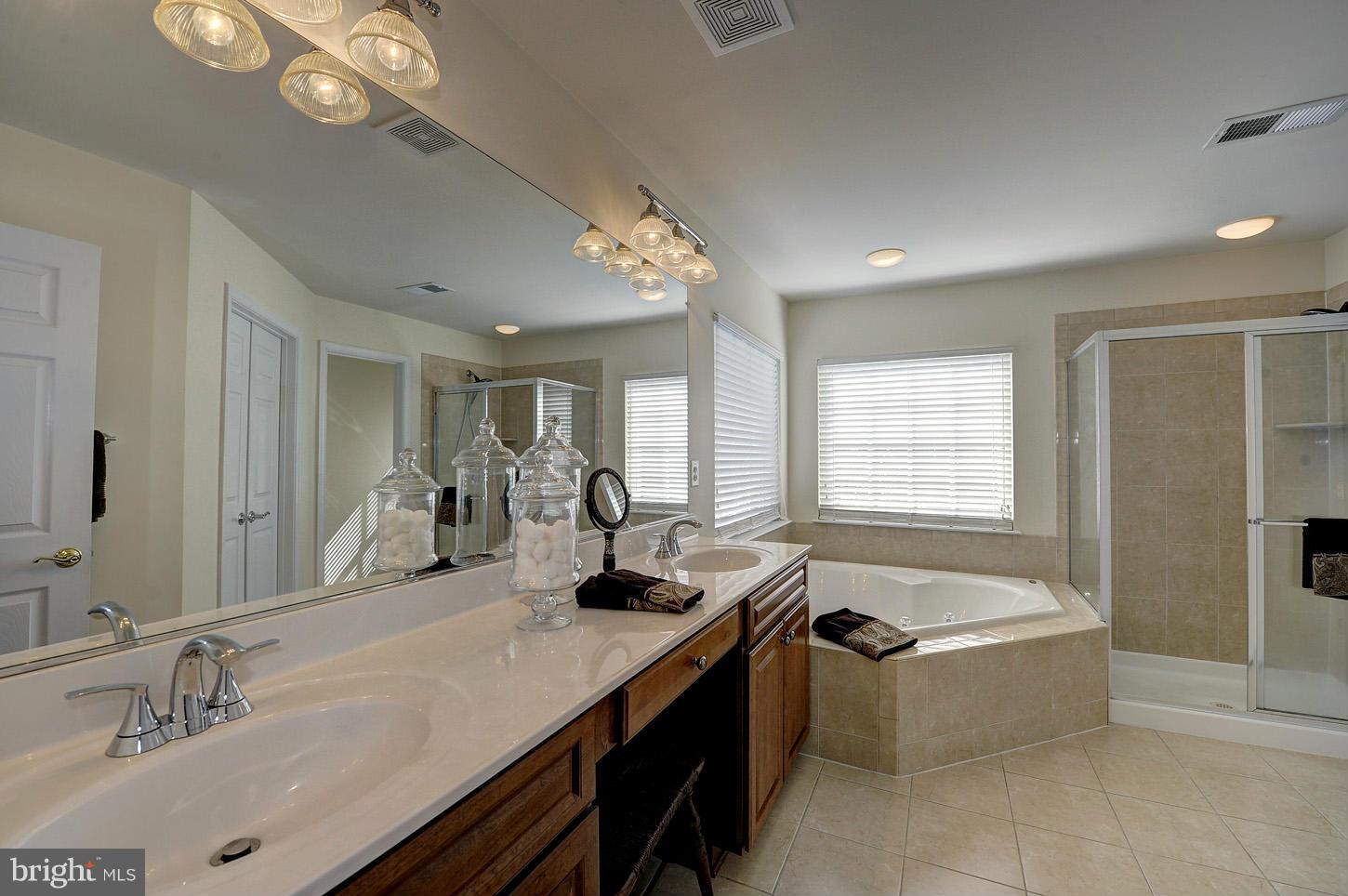 STONE RIDGE NORTH - Residential