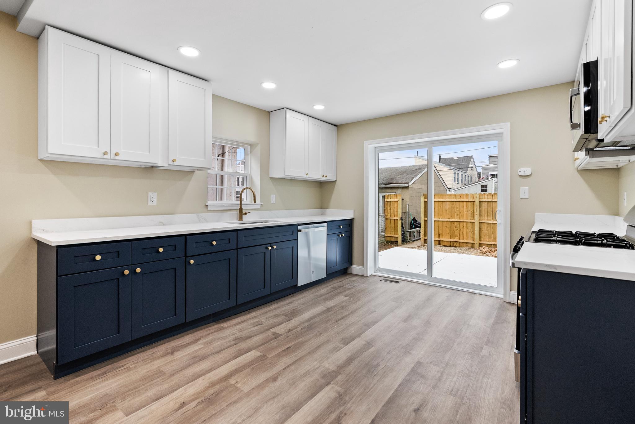 BRIDESBURG - Residential