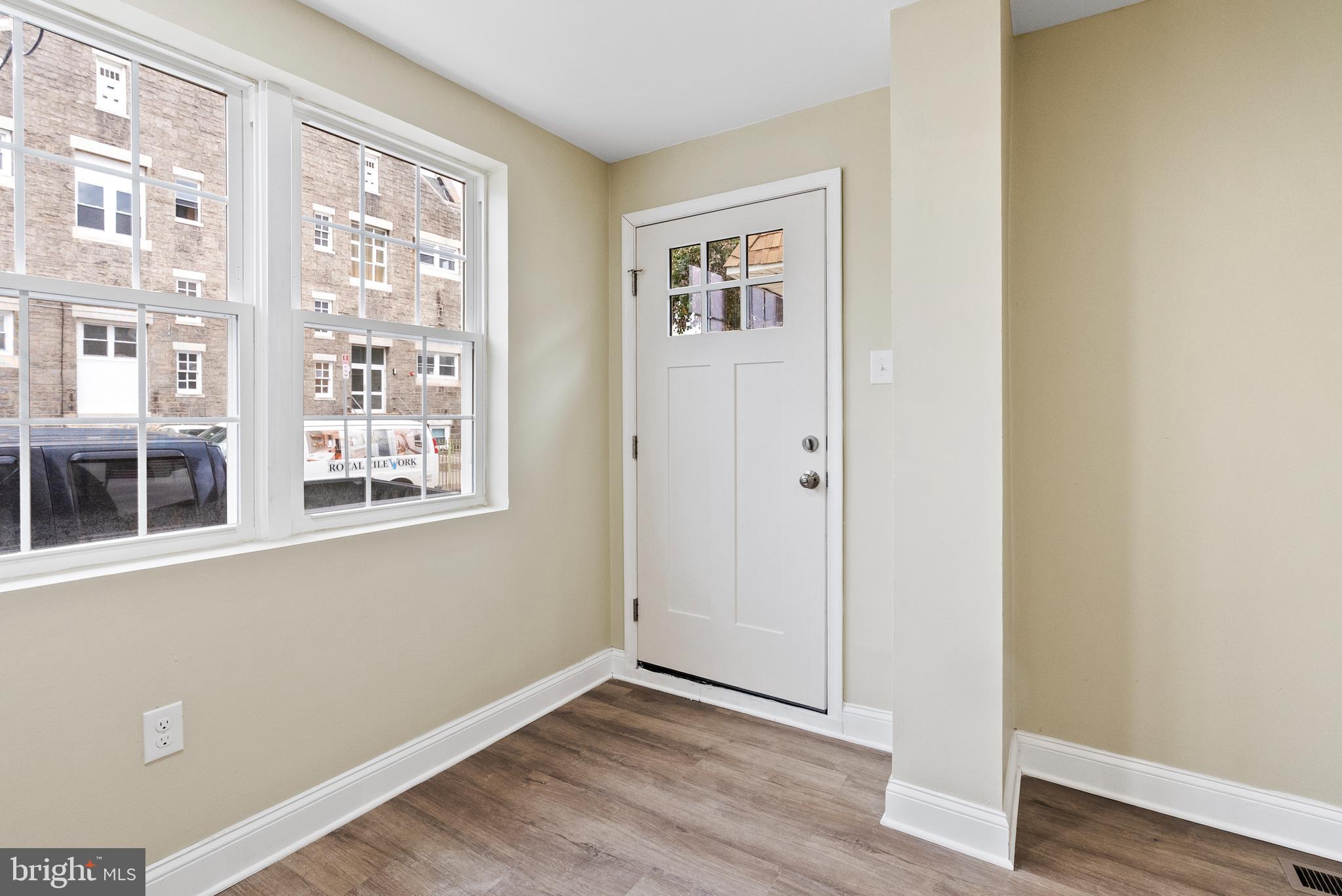 BRIDESBURG - Residential