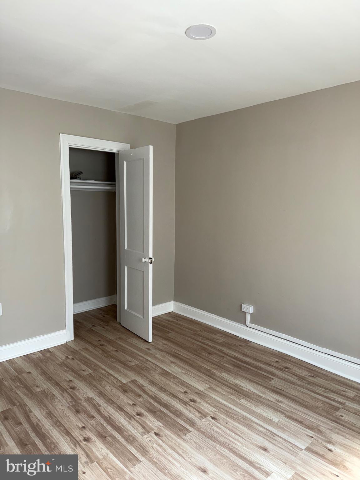 1603 POPLAND STREET 2ND FLOOR