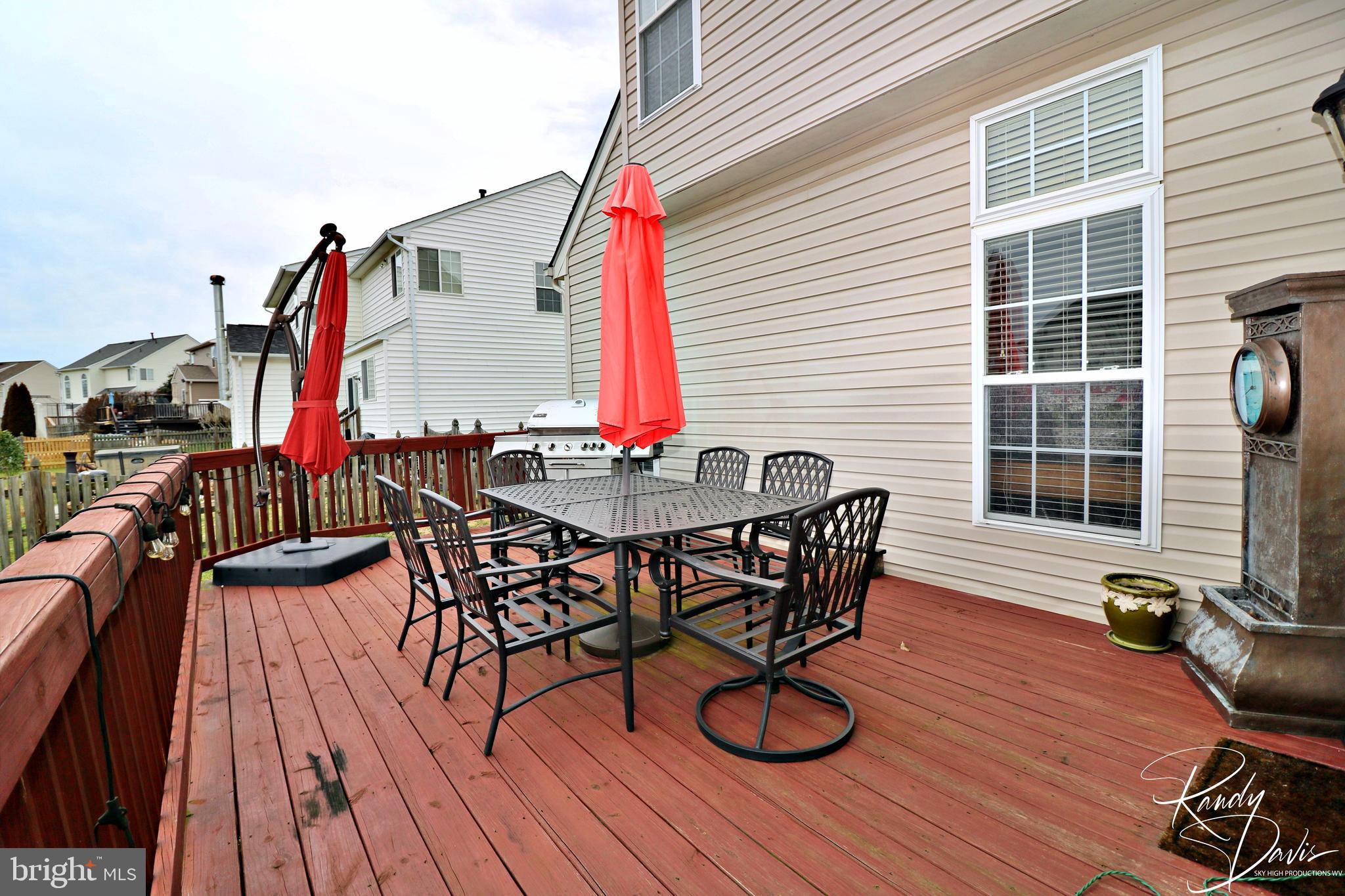 LOCUST HILL - Residential