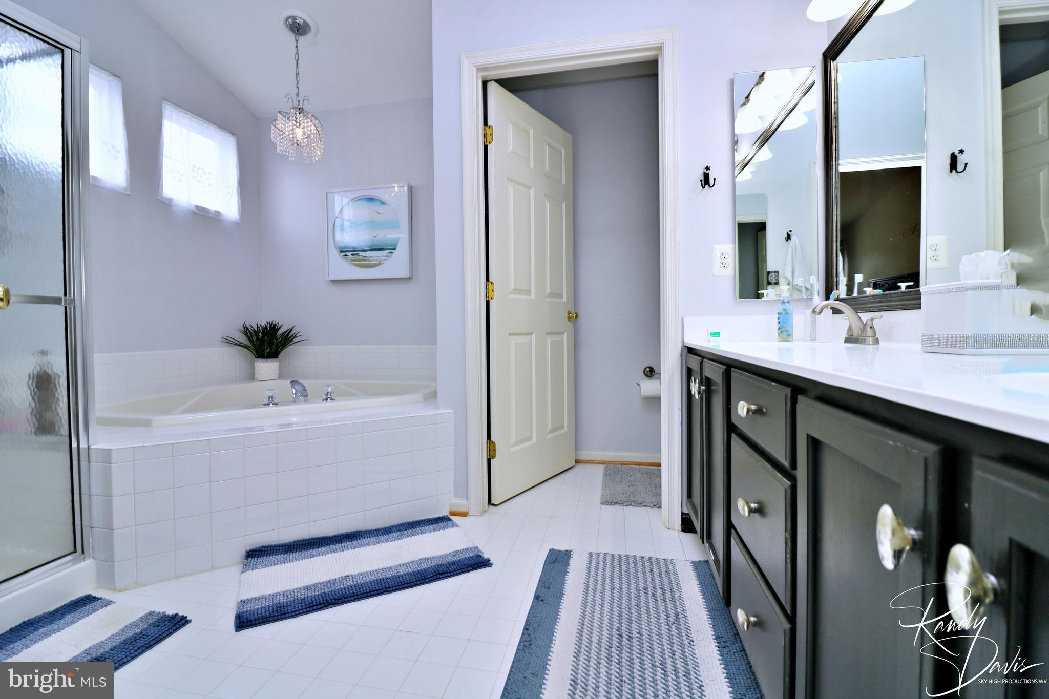 LOCUST HILL - Residential