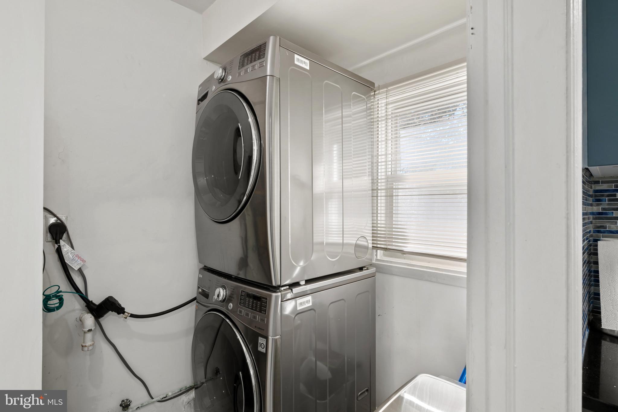 PIKESVILLE - Residential