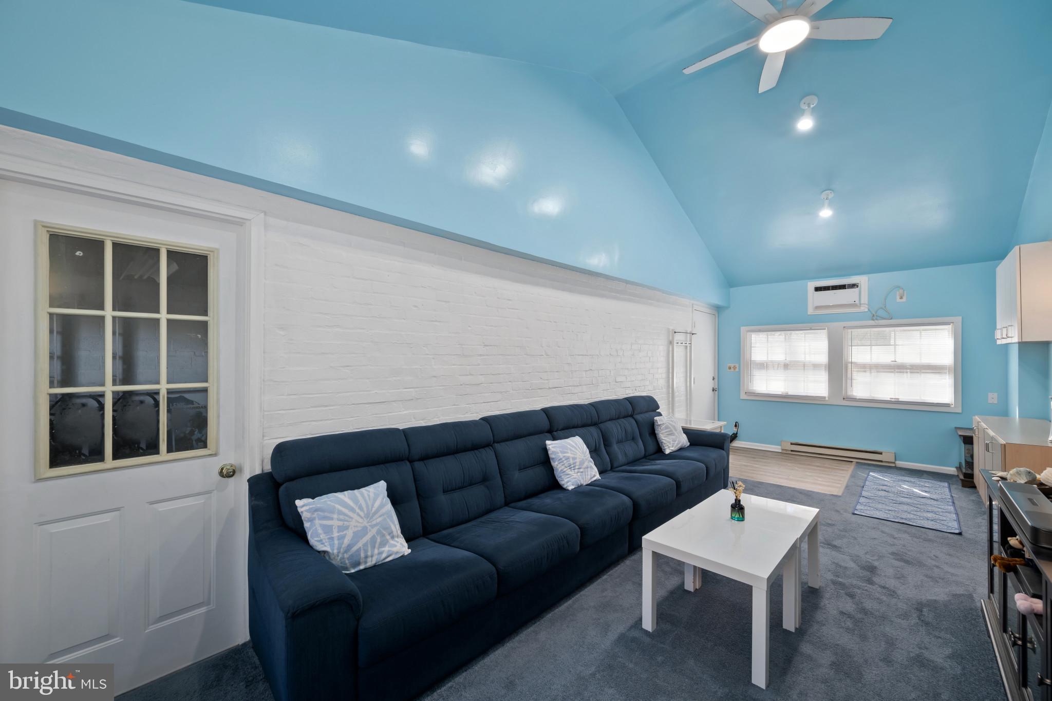 PIKESVILLE - Residential