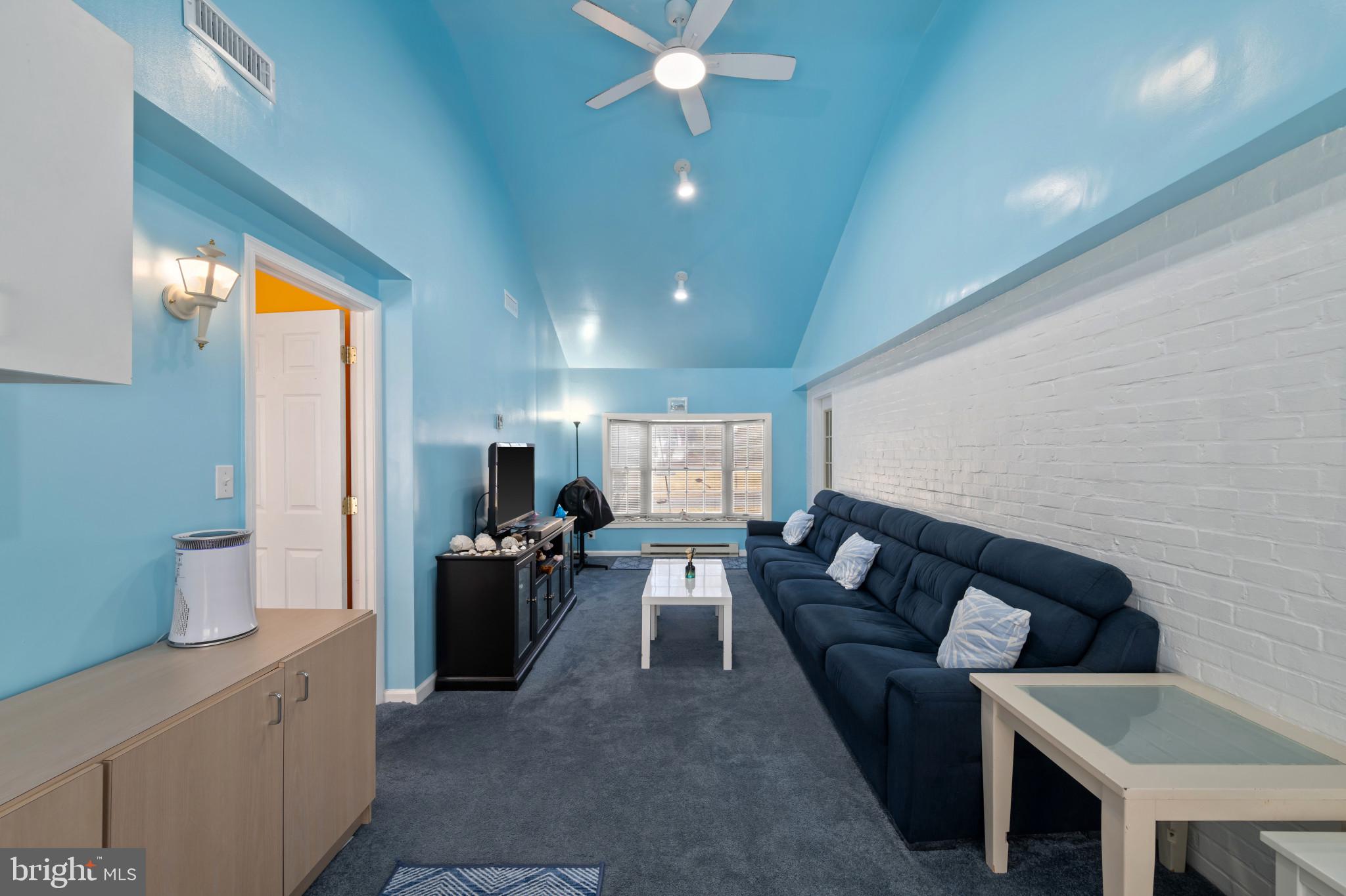 PIKESVILLE - Residential