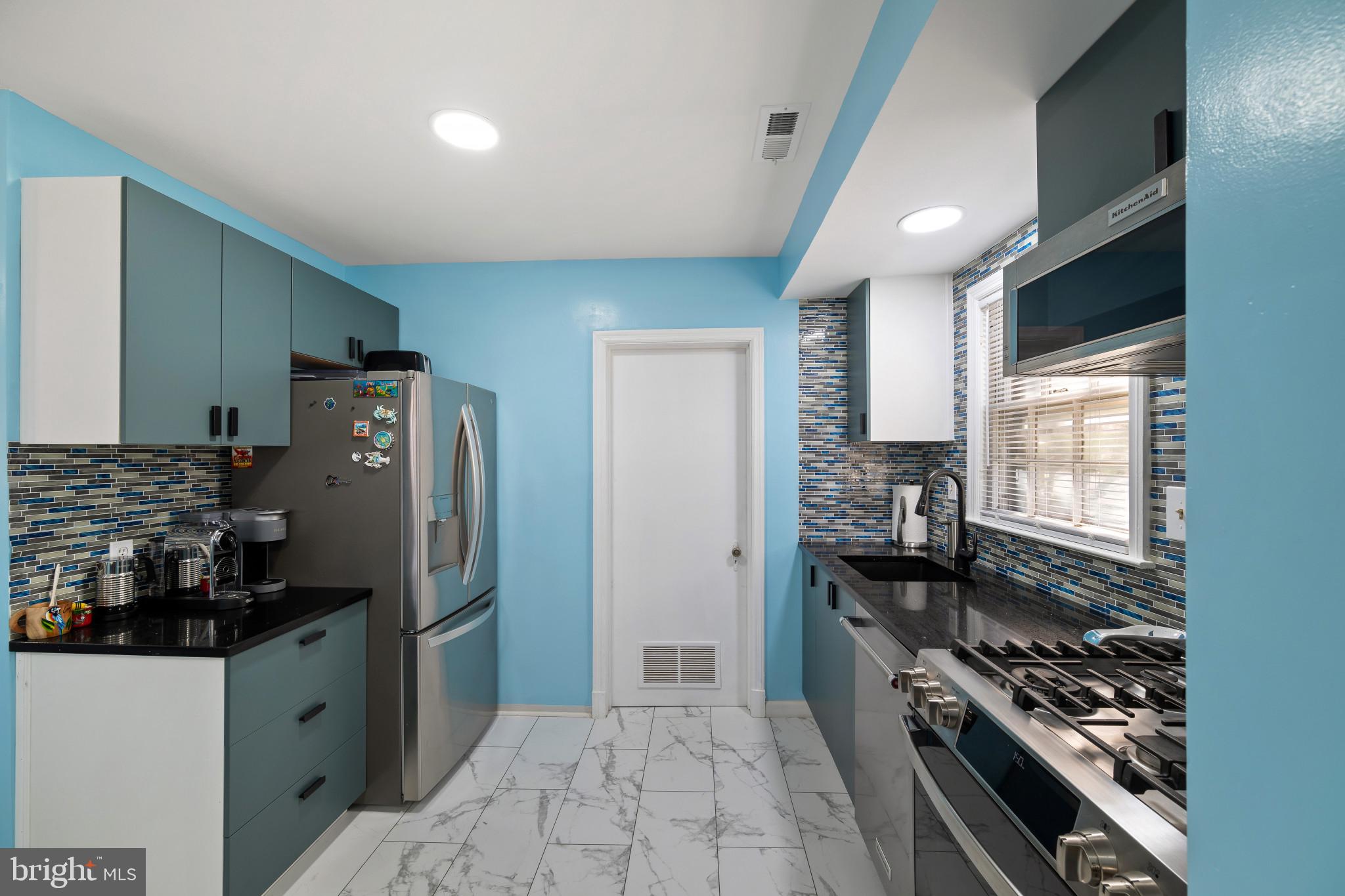 PIKESVILLE - Residential