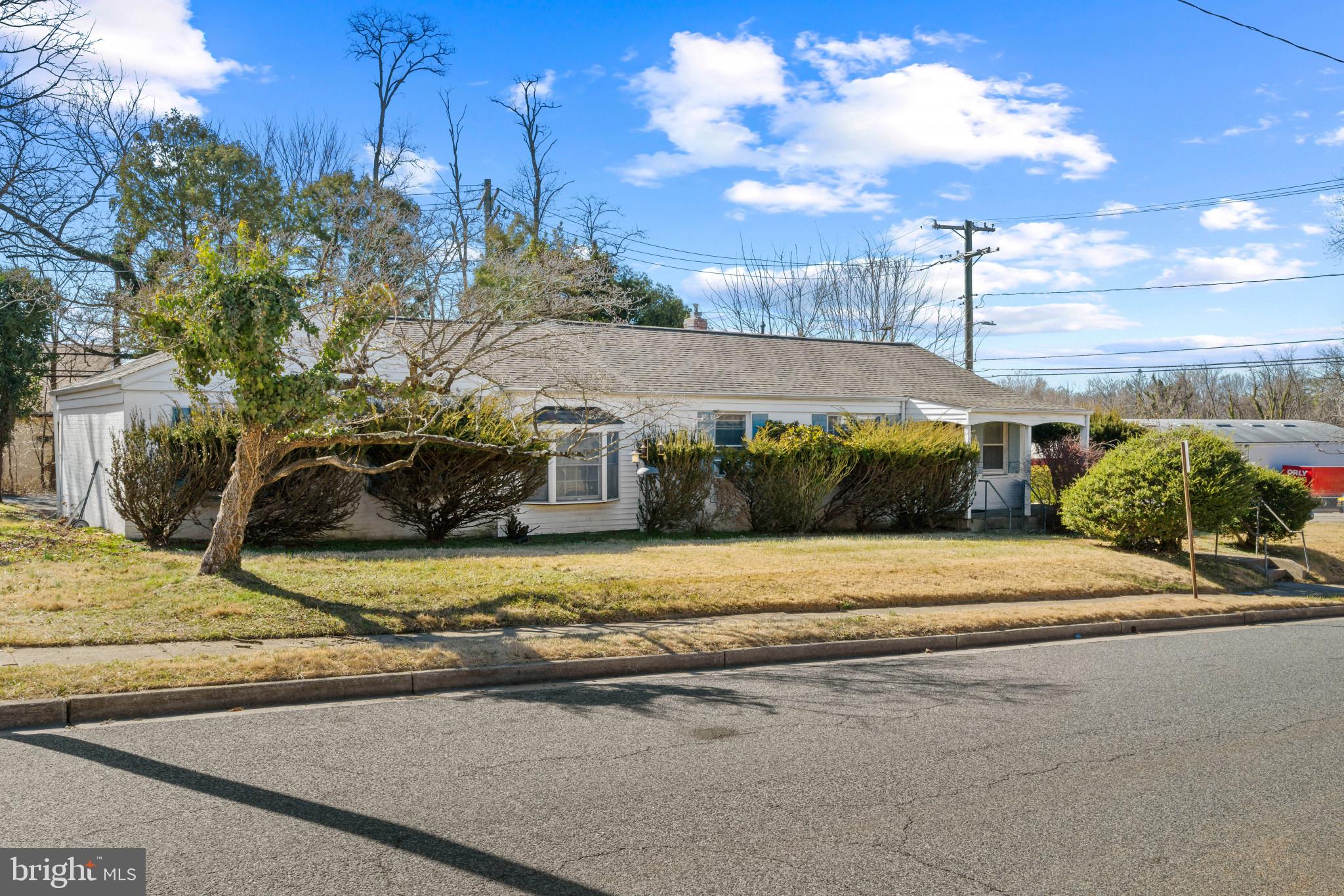 PIKESVILLE - Residential