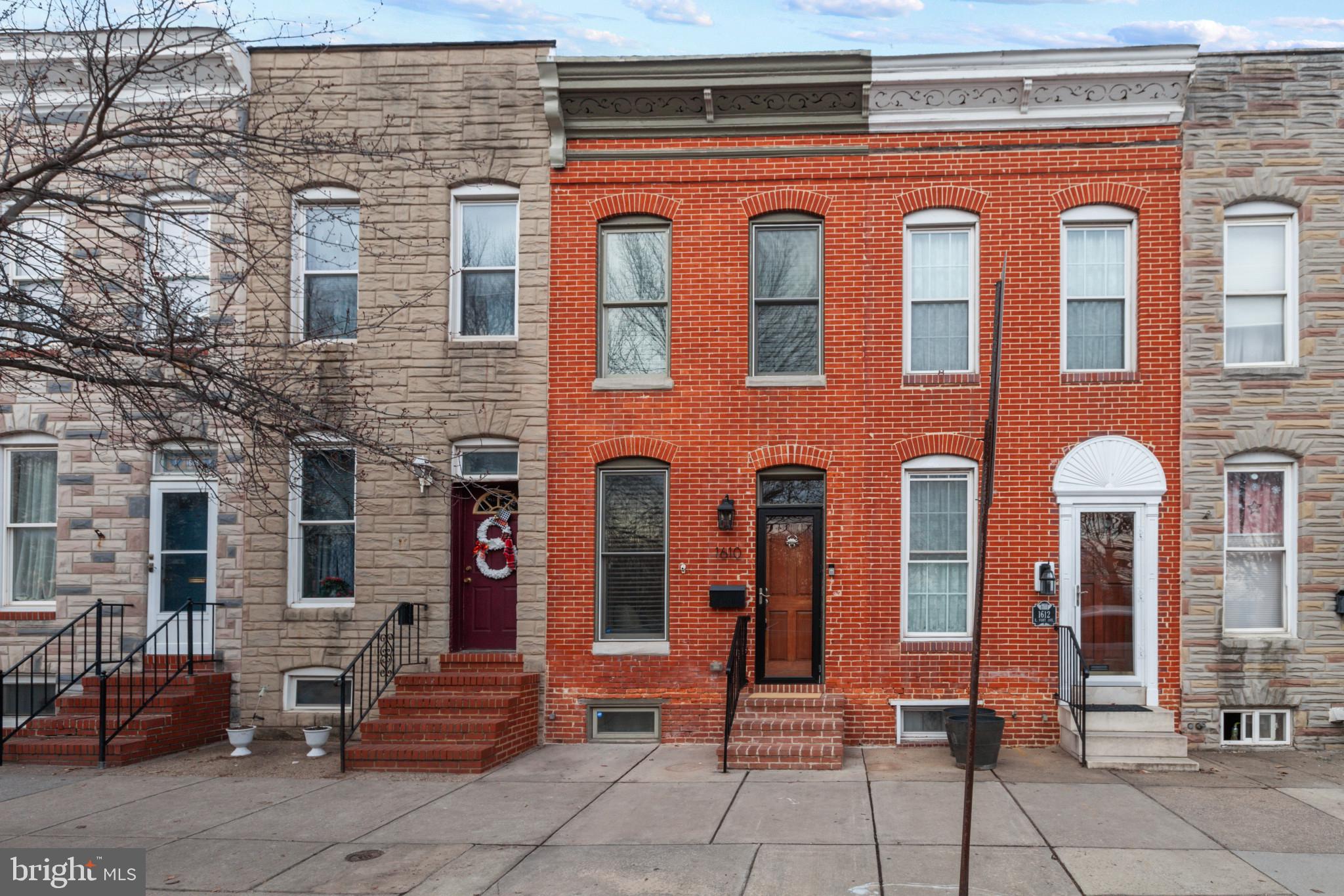 LOCUST POINT - Residential