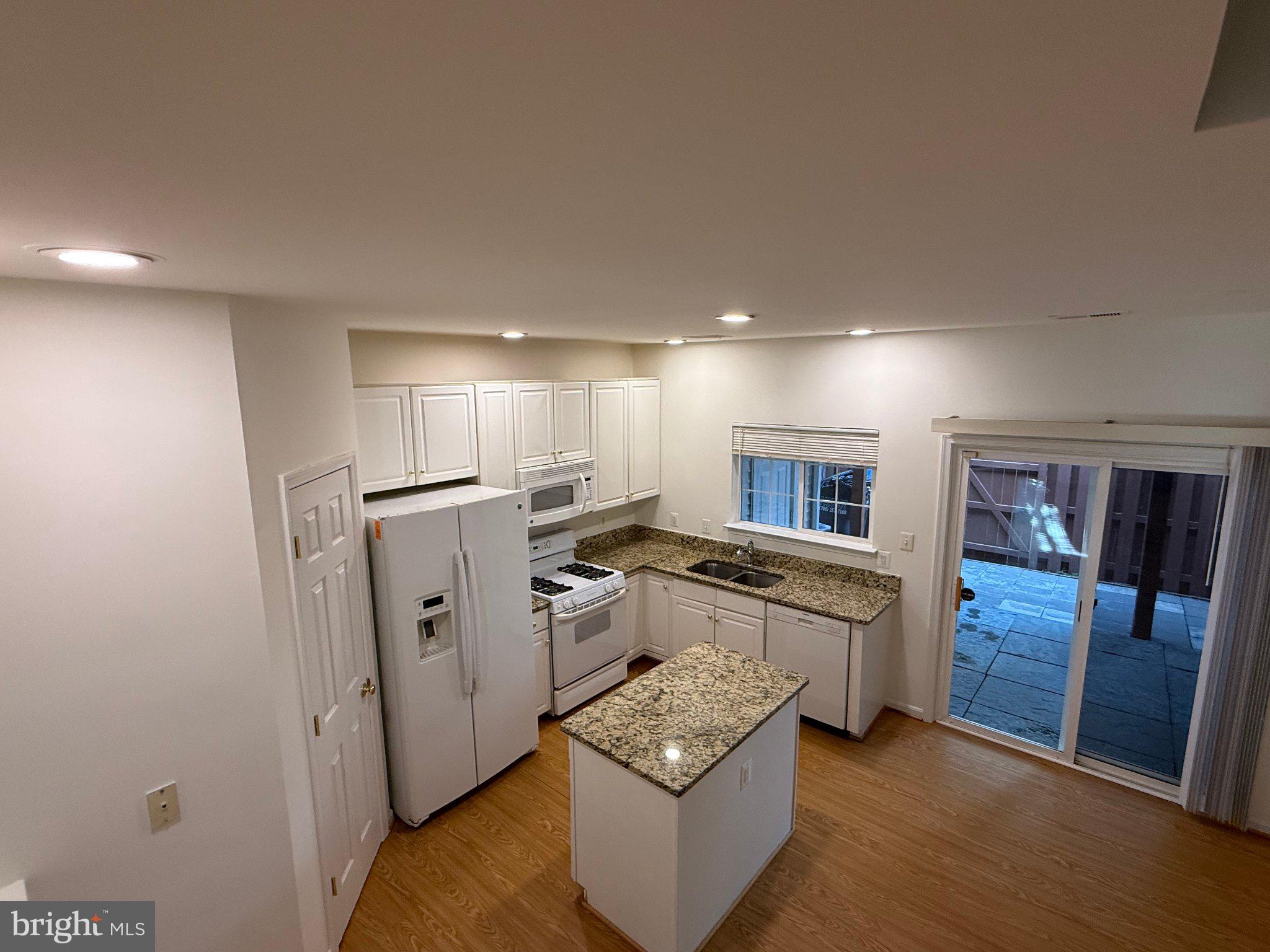 2427 DEW MEADOW COURT